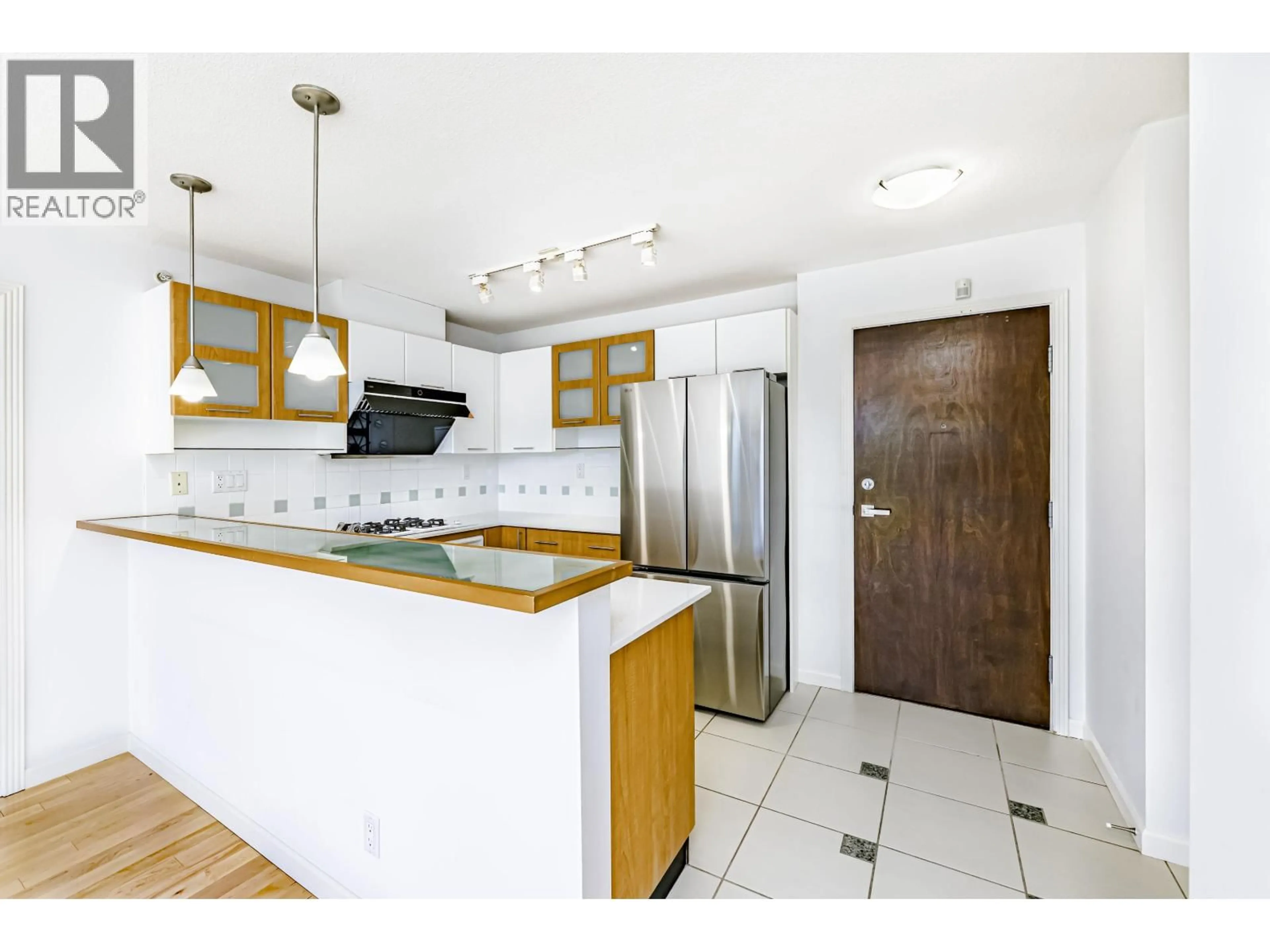 Open concept kitchen, ceramic/tile floor for 721 - 7831 WESTMINSTER HIGHWAY, Richmond British Columbia V6X4J4