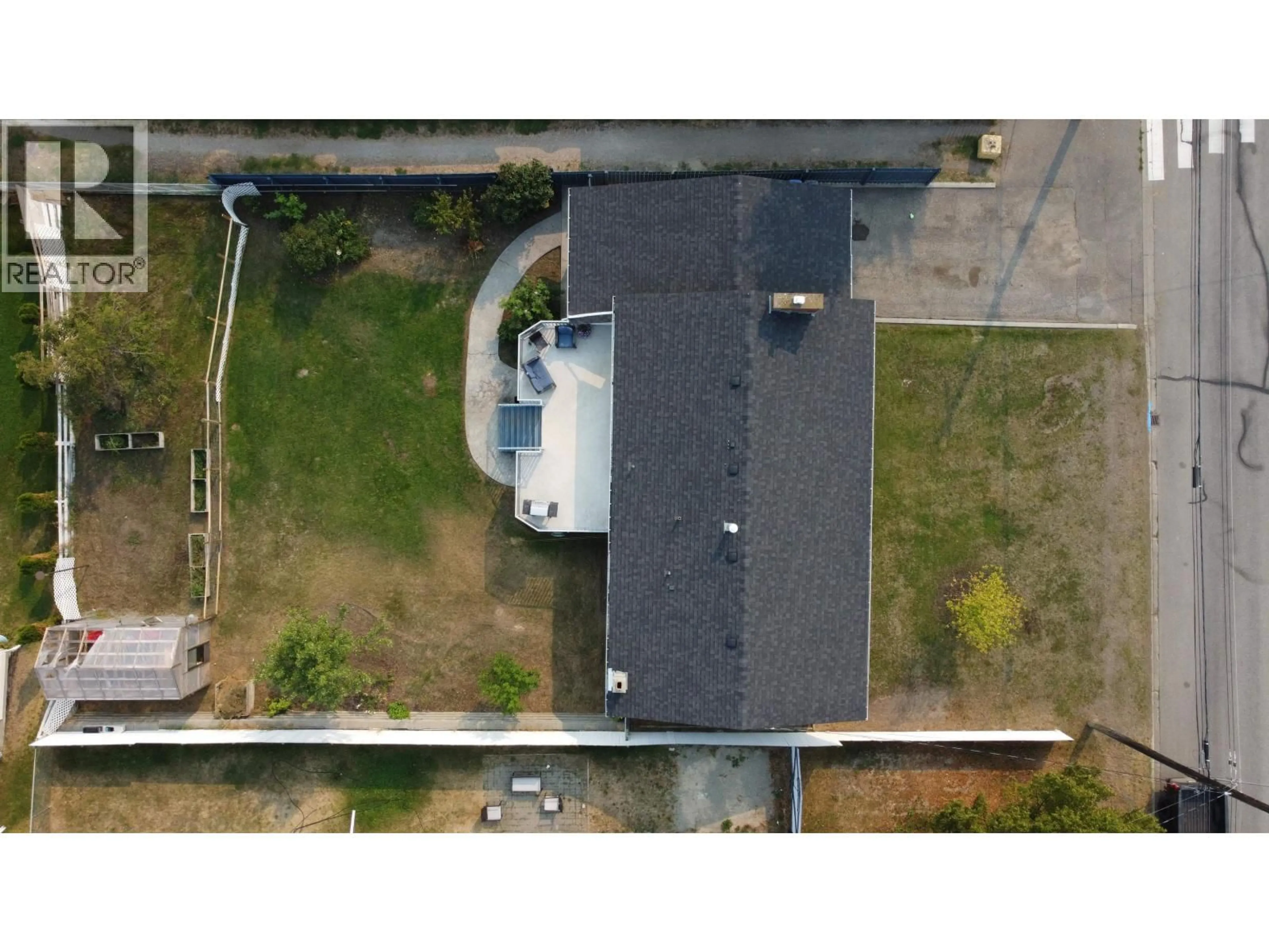 A pic from outside/outdoor area/front of a property/back of a property/a pic from drone, street for 880 PIGEON AVENUE, Williams Lake British Columbia V2G2B7