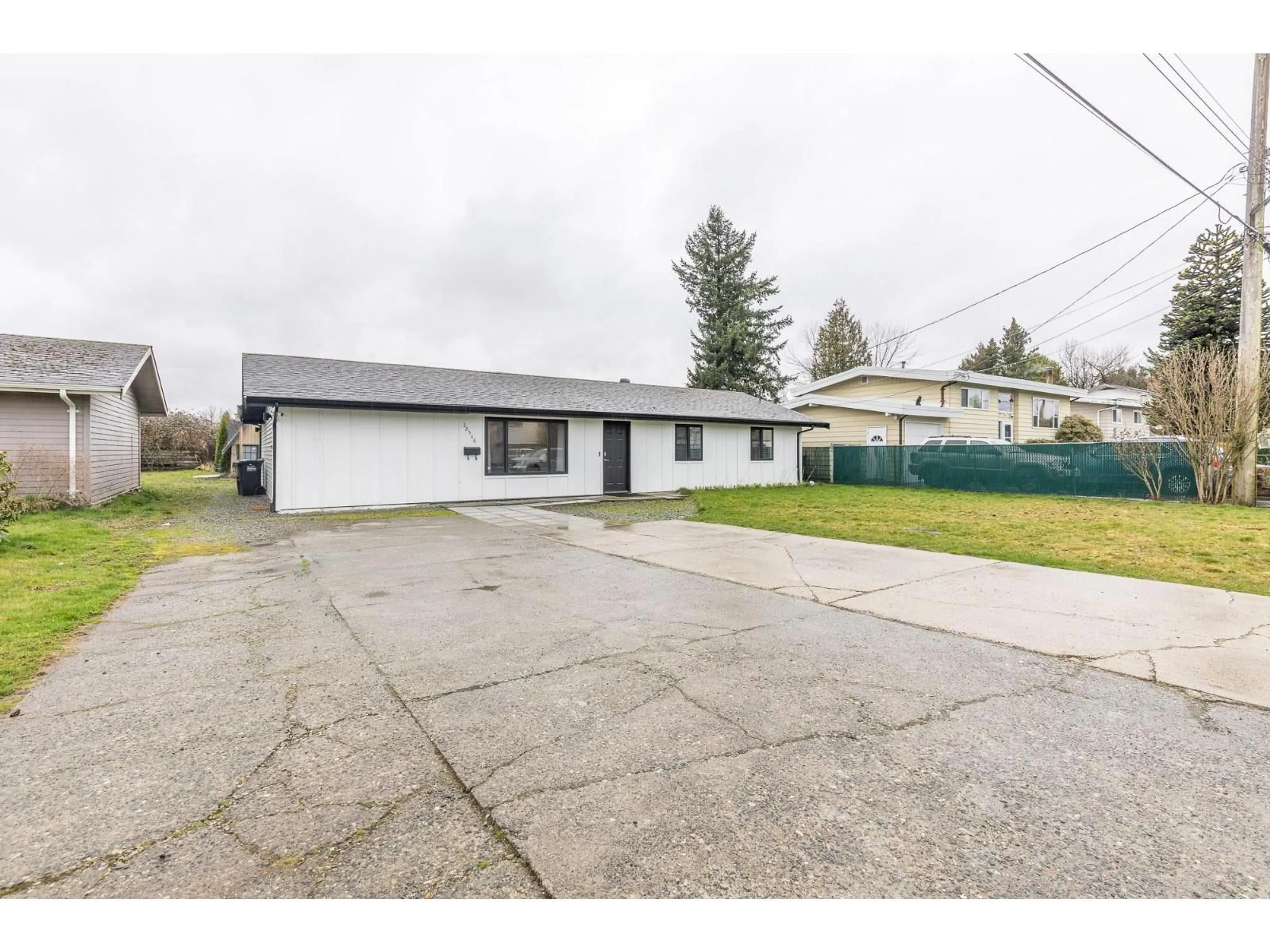 Unknown for 32546 PANDORA, Abbotsford British Columbia V2T3X1