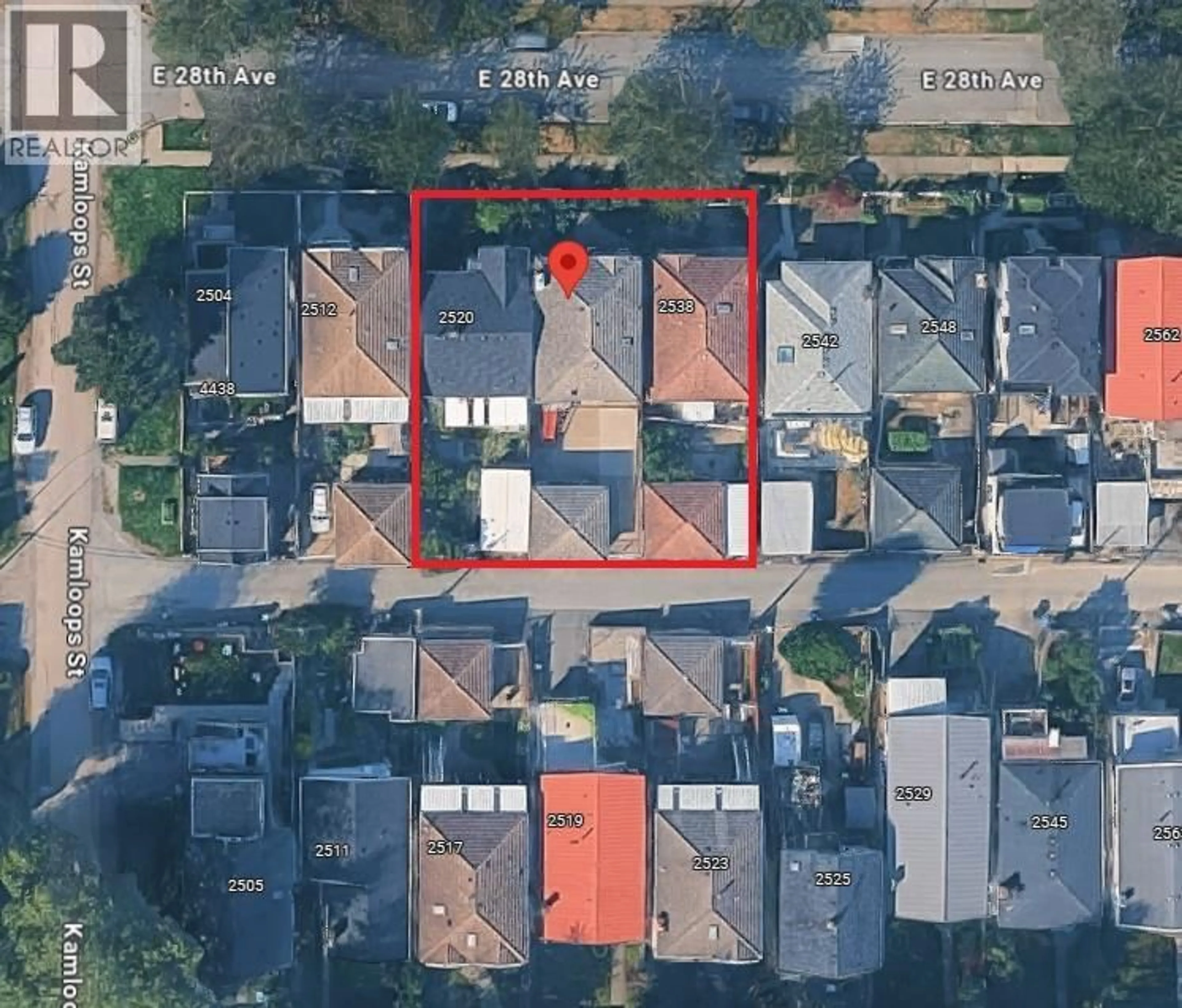 A pic from outside/outdoor area/front of a property/back of a property/a pic from drone, street for 2526 28TH AVENUE, Vancouver British Columbia V5R1R6