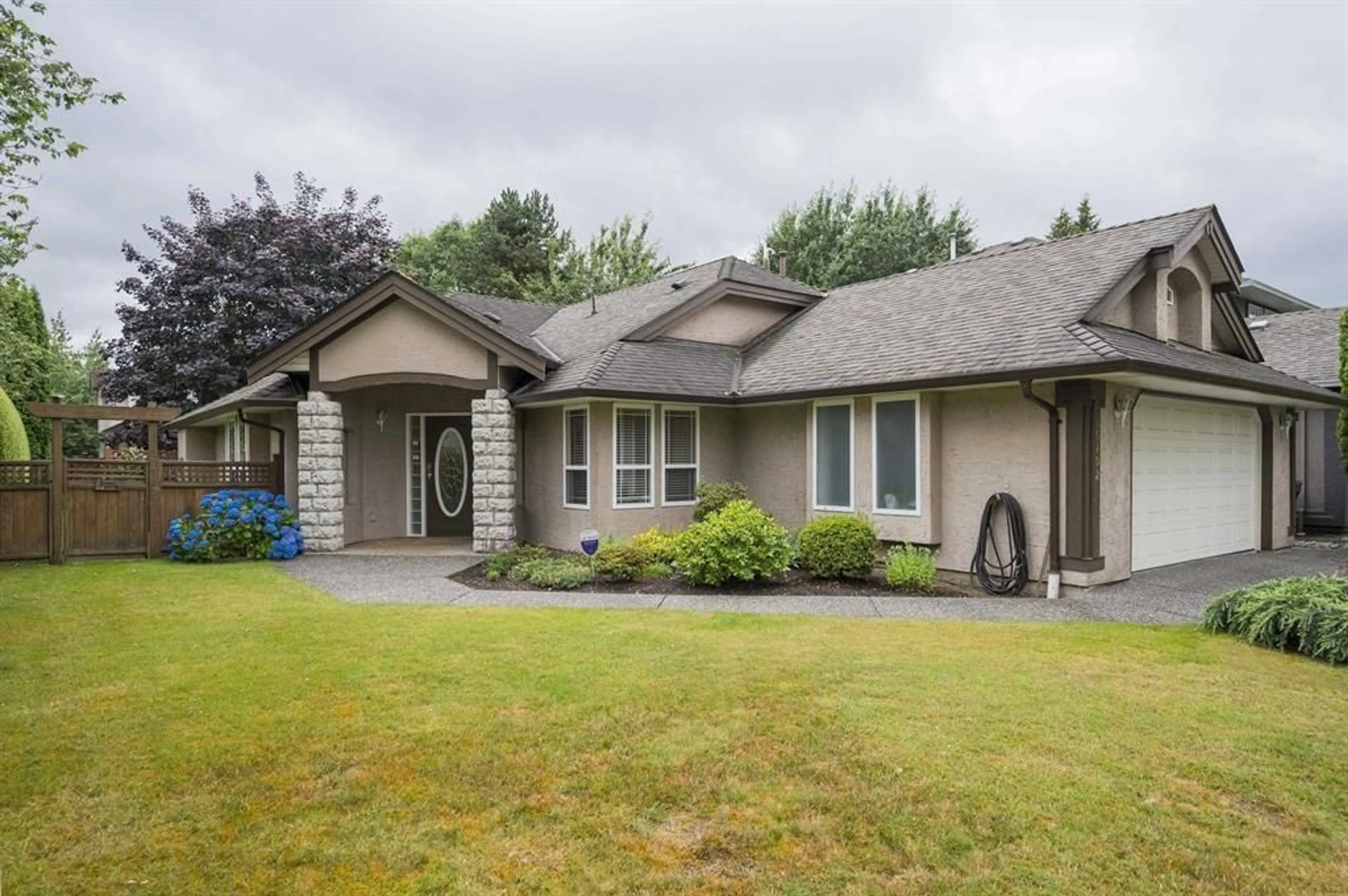 Home with vinyl exterior material, street for 20792 91, Langley British Columbia V1M2P5