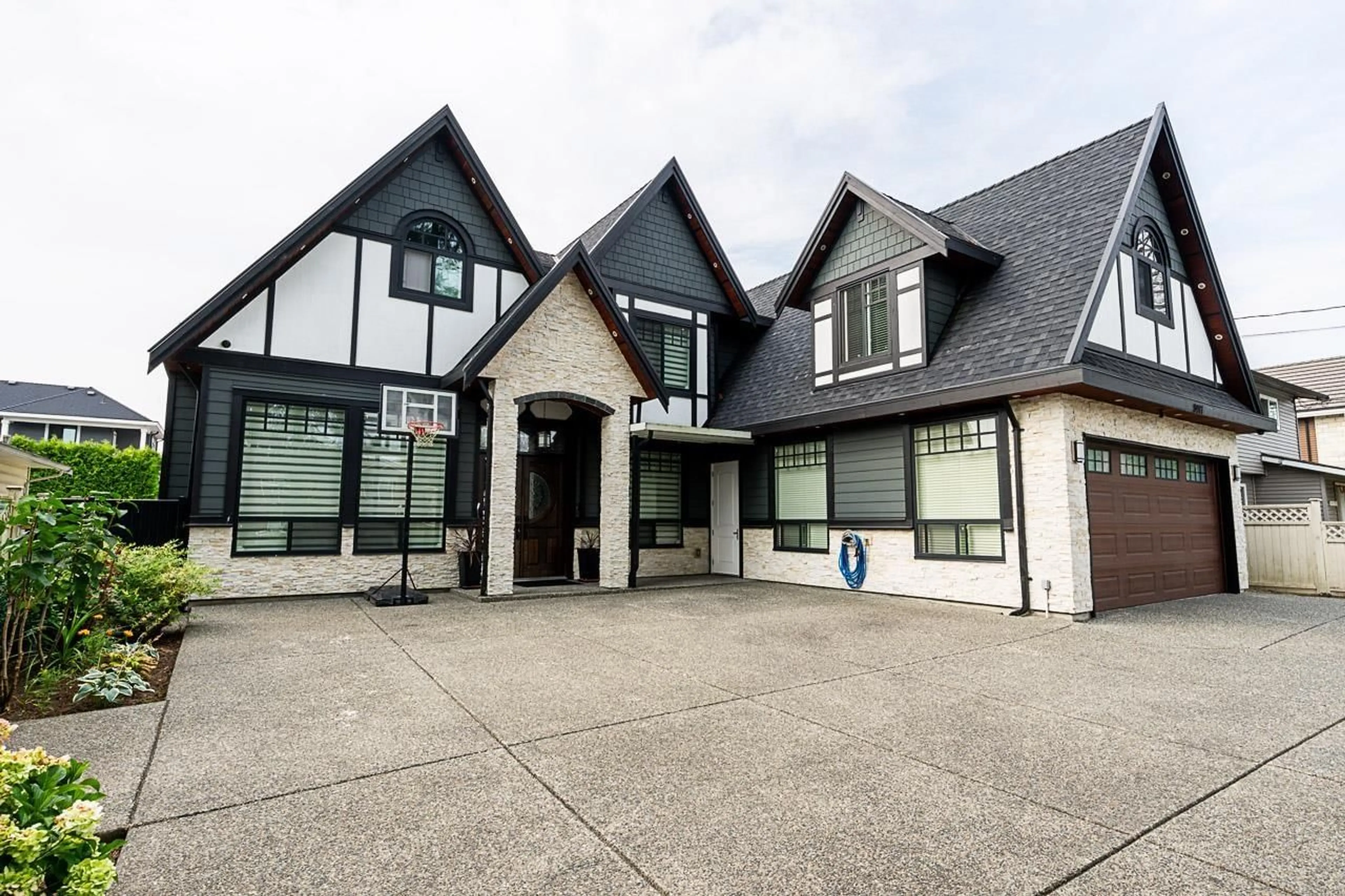 Unknown for 8917 134B, Surrey British Columbia V3V5T5