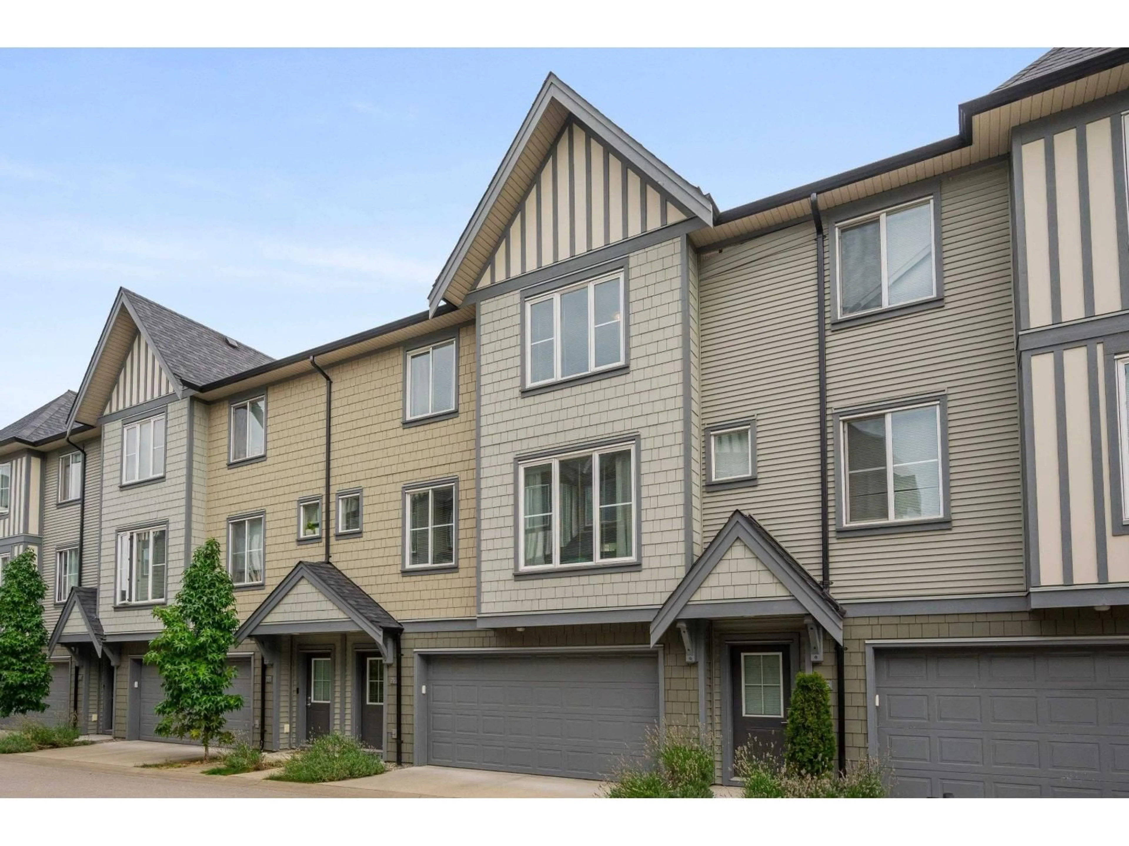 A pic from outside/outdoor area/front of a property/back of a property/a pic from drone, street for 37 - 8050 204, Langley British Columbia V2Y0X1