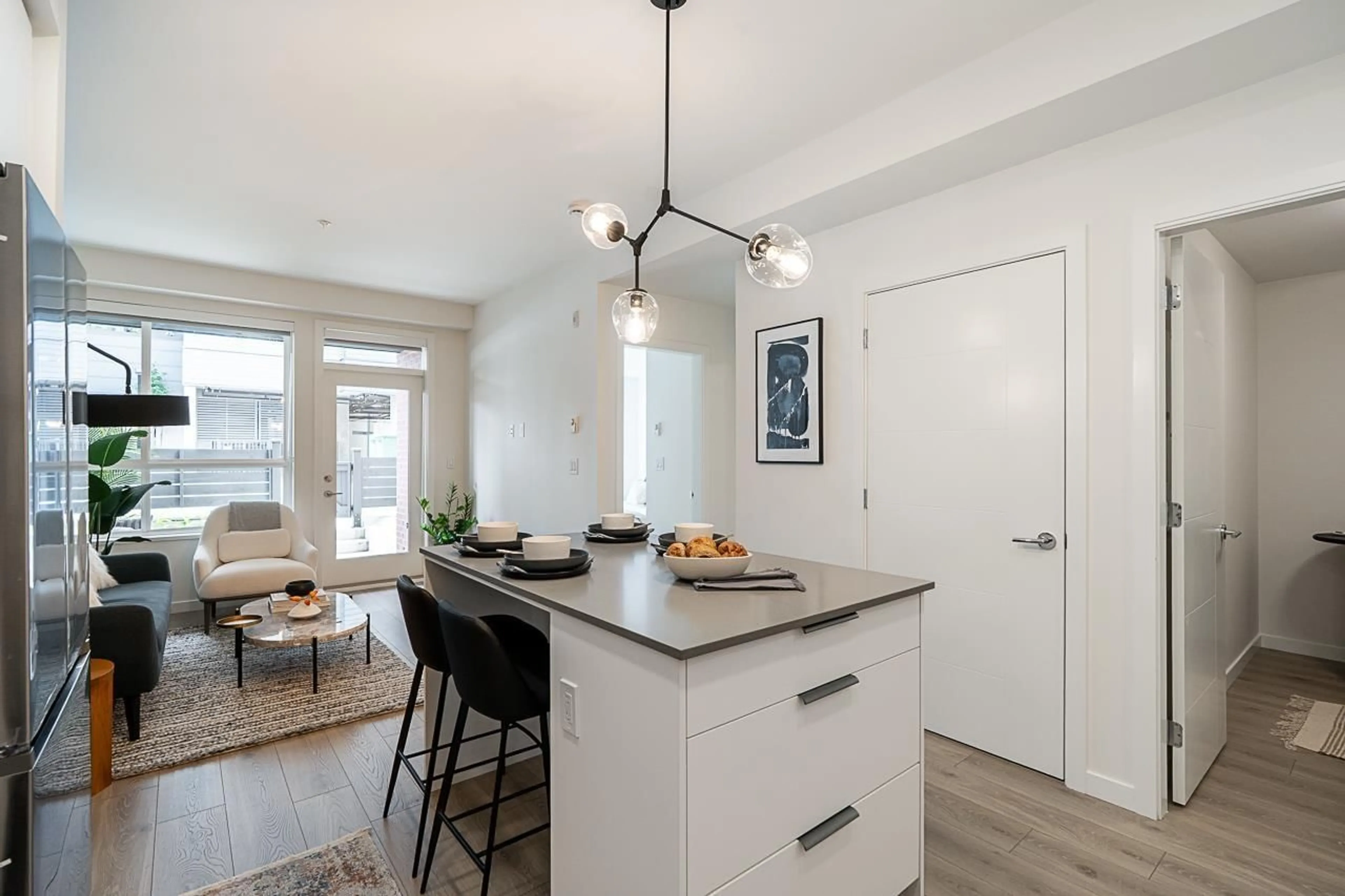Open concept kitchen, unknown for 609 - 7936 206, Langley British Columbia V2Y3X8