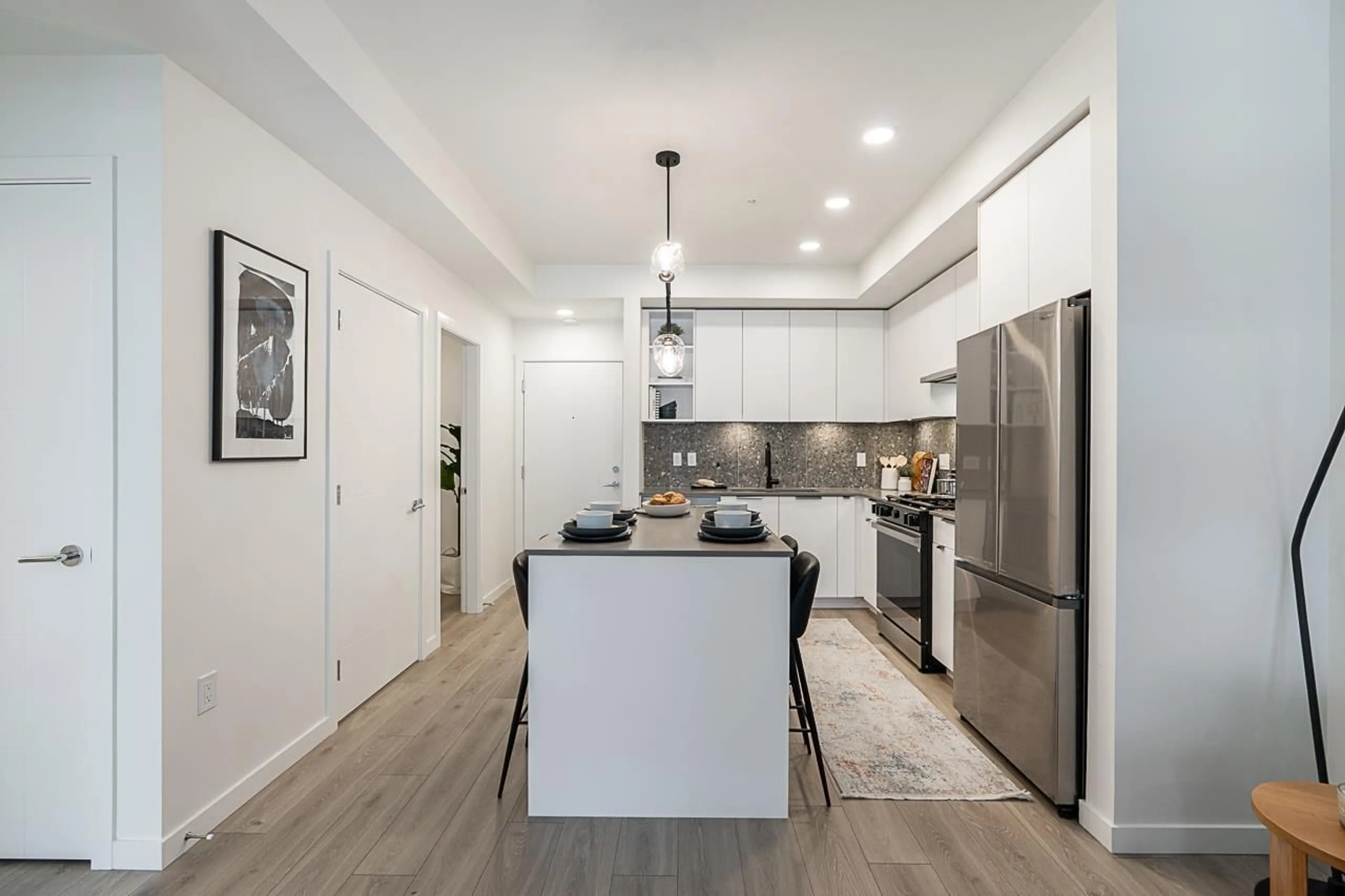 Open concept kitchen, unknown for 609 - 7936 206, Langley British Columbia V2Y3X8