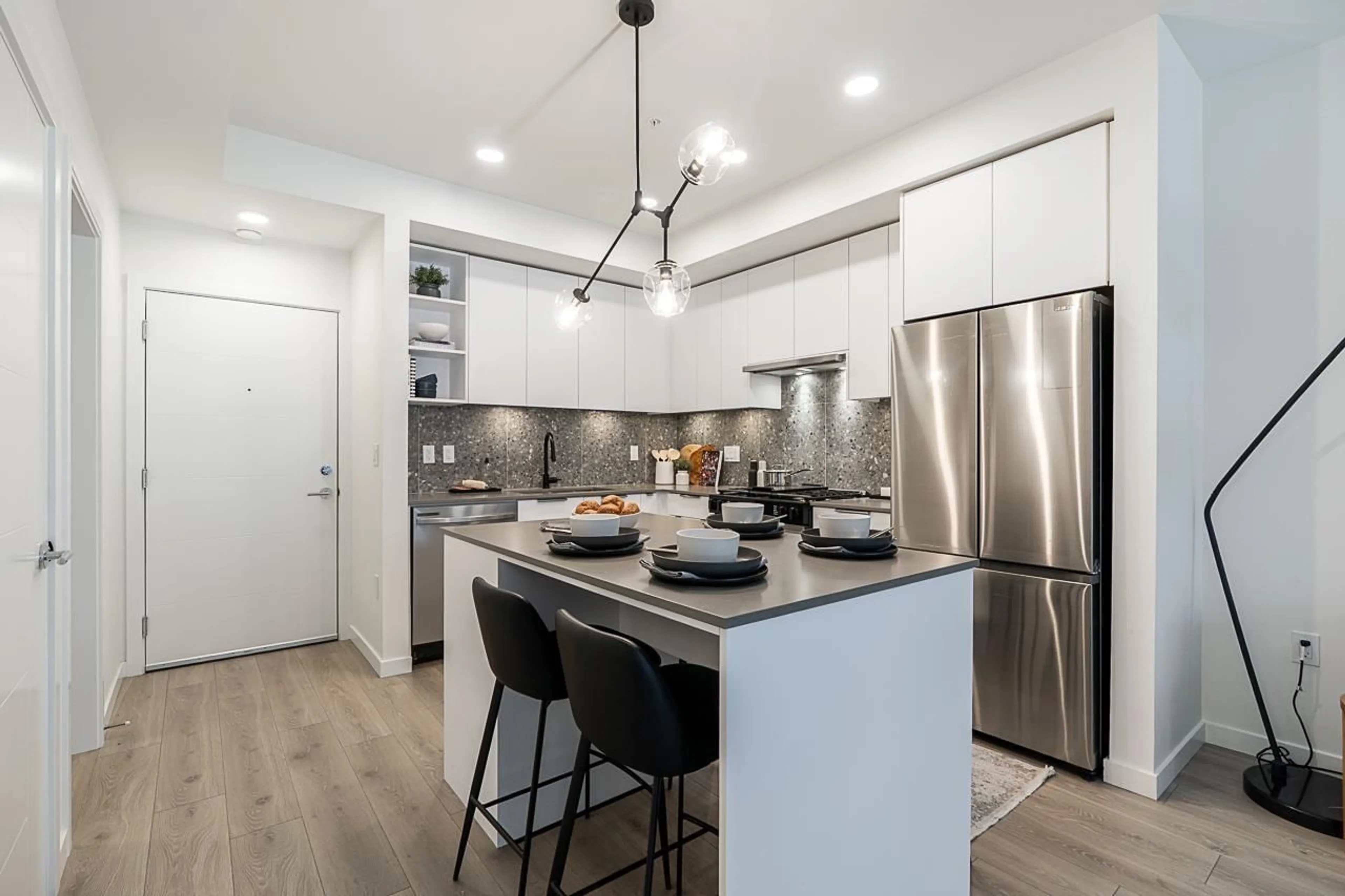 Open concept kitchen, unknown for 303 - 7936 206, Langley British Columbia V2Y3X8