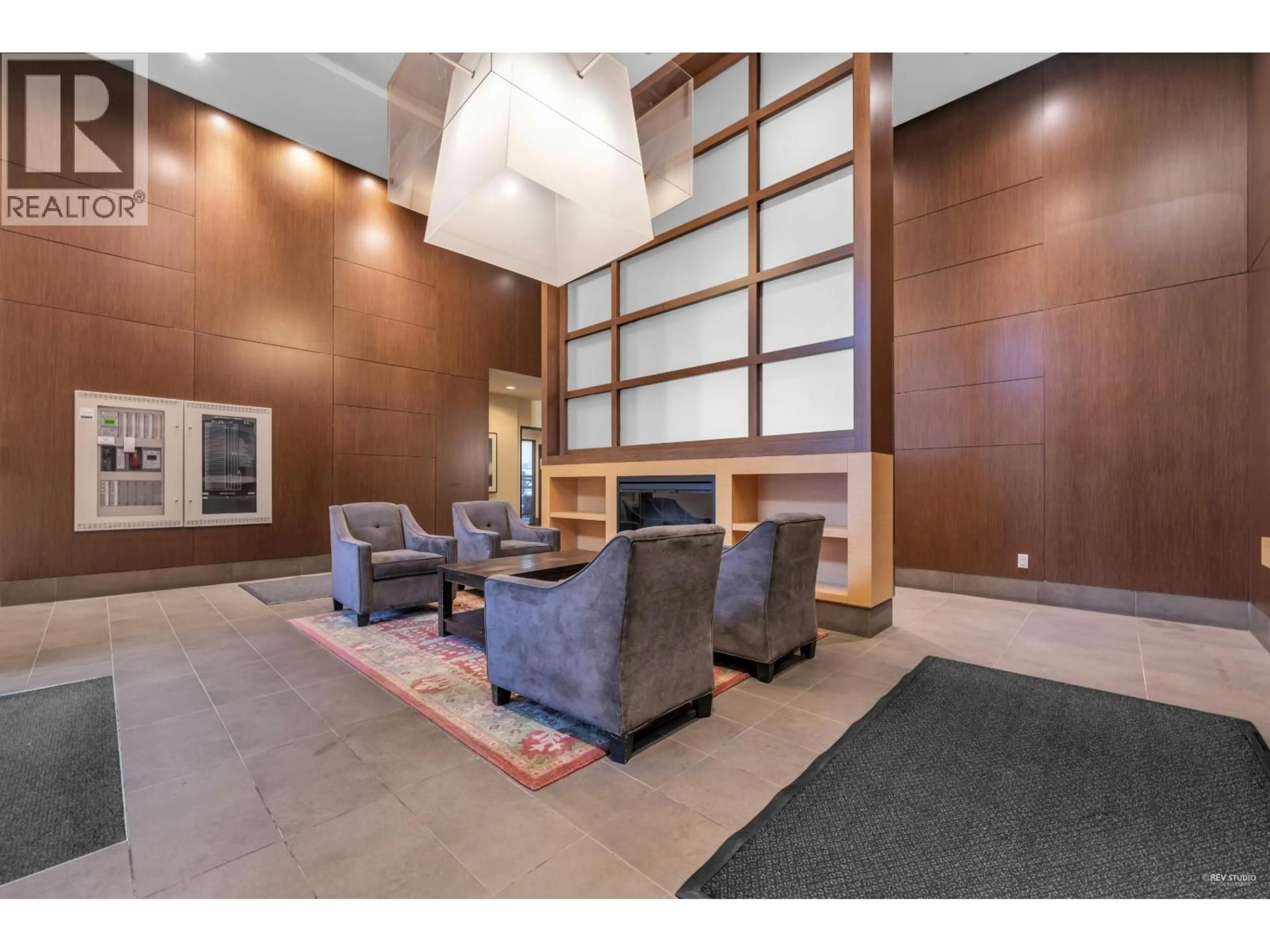 Lobby for 210 - 7088 SALISBURY AVENUE, Burnaby British Columbia V5E0A4