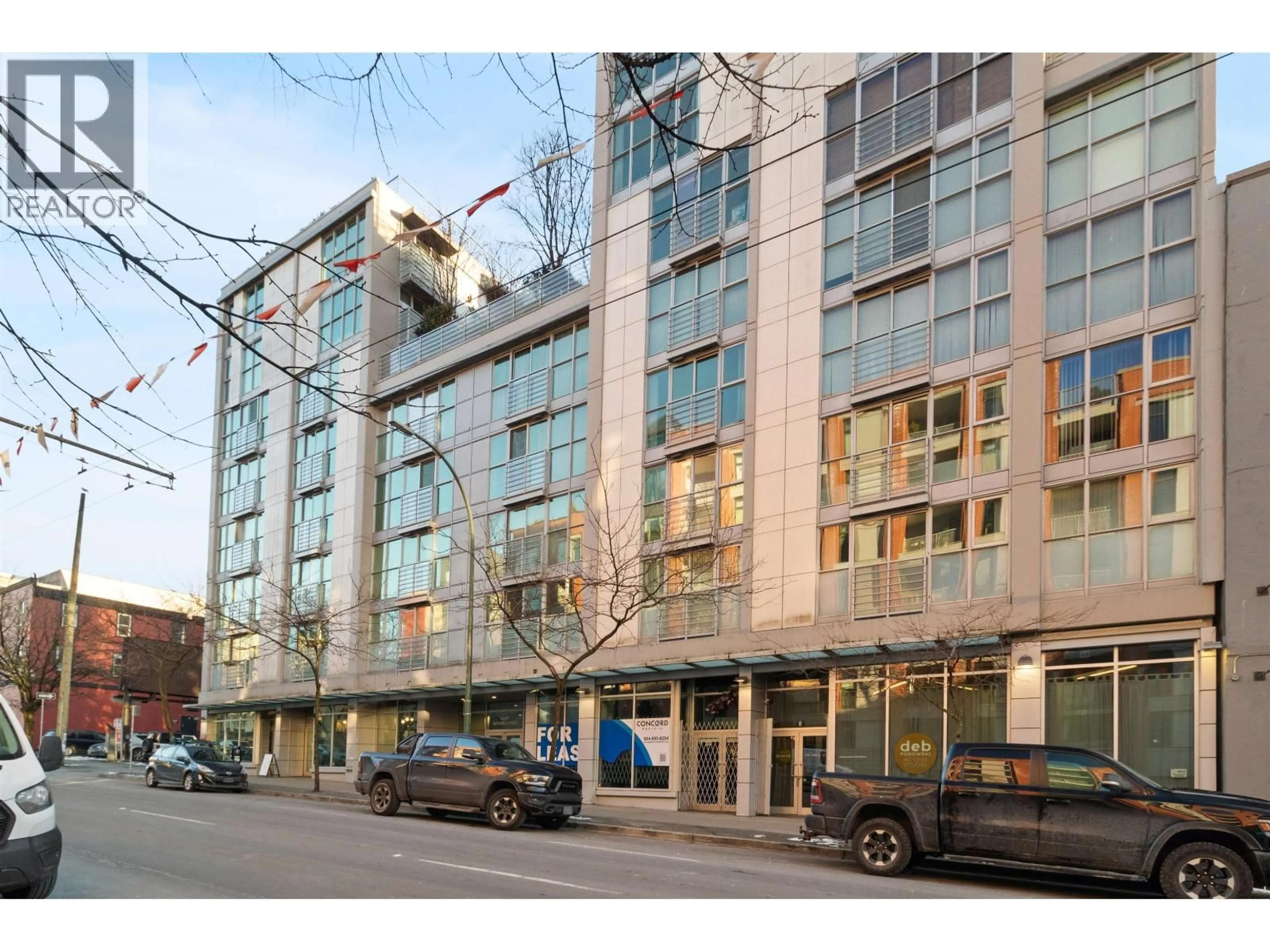 Indoor foyer for 902 - 168 POWELL STREET, Vancouver British Columbia V6Z3H4