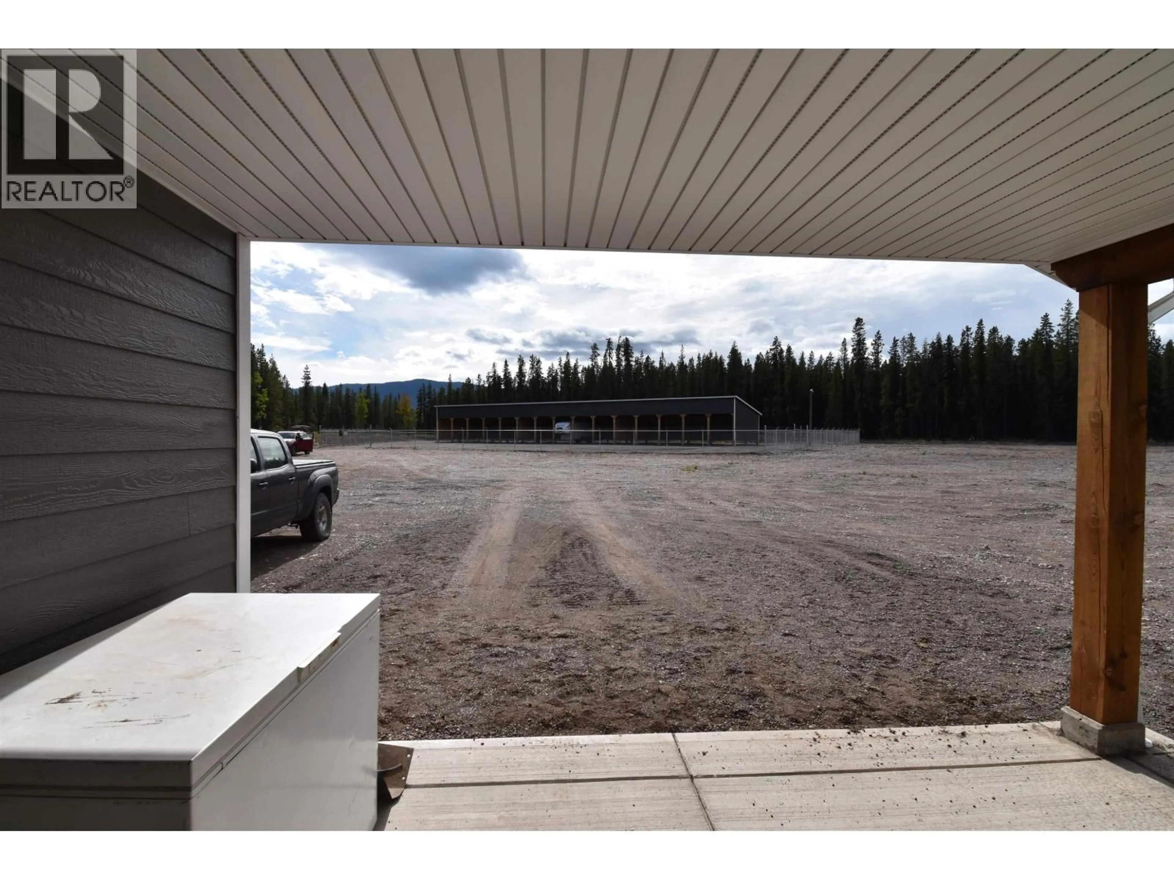 Indoor garage for 10955 SKILLHORN ROAD, Telkwa British Columbia V0J2X1