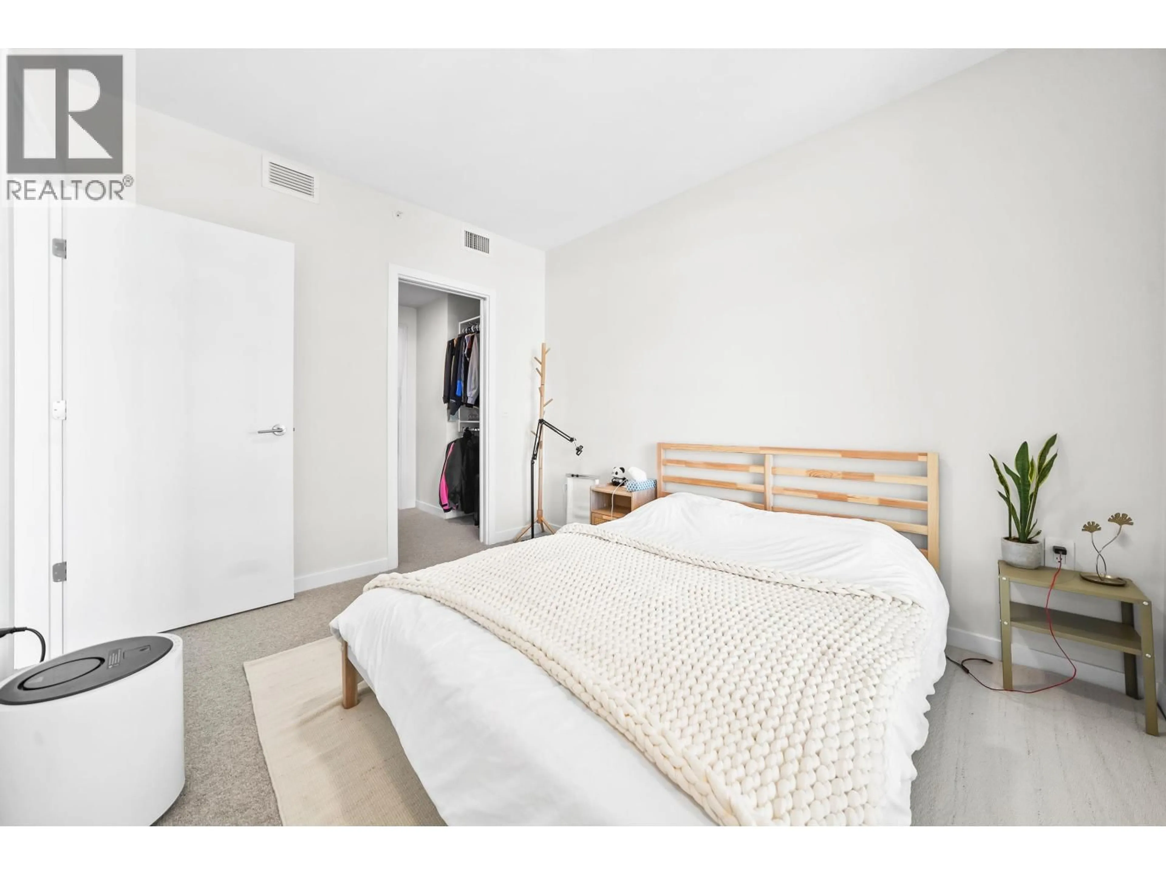 A pic of a room for 1904 - 4168 LOUGHEED HIGHWAY, Burnaby British Columbia V5C0N9