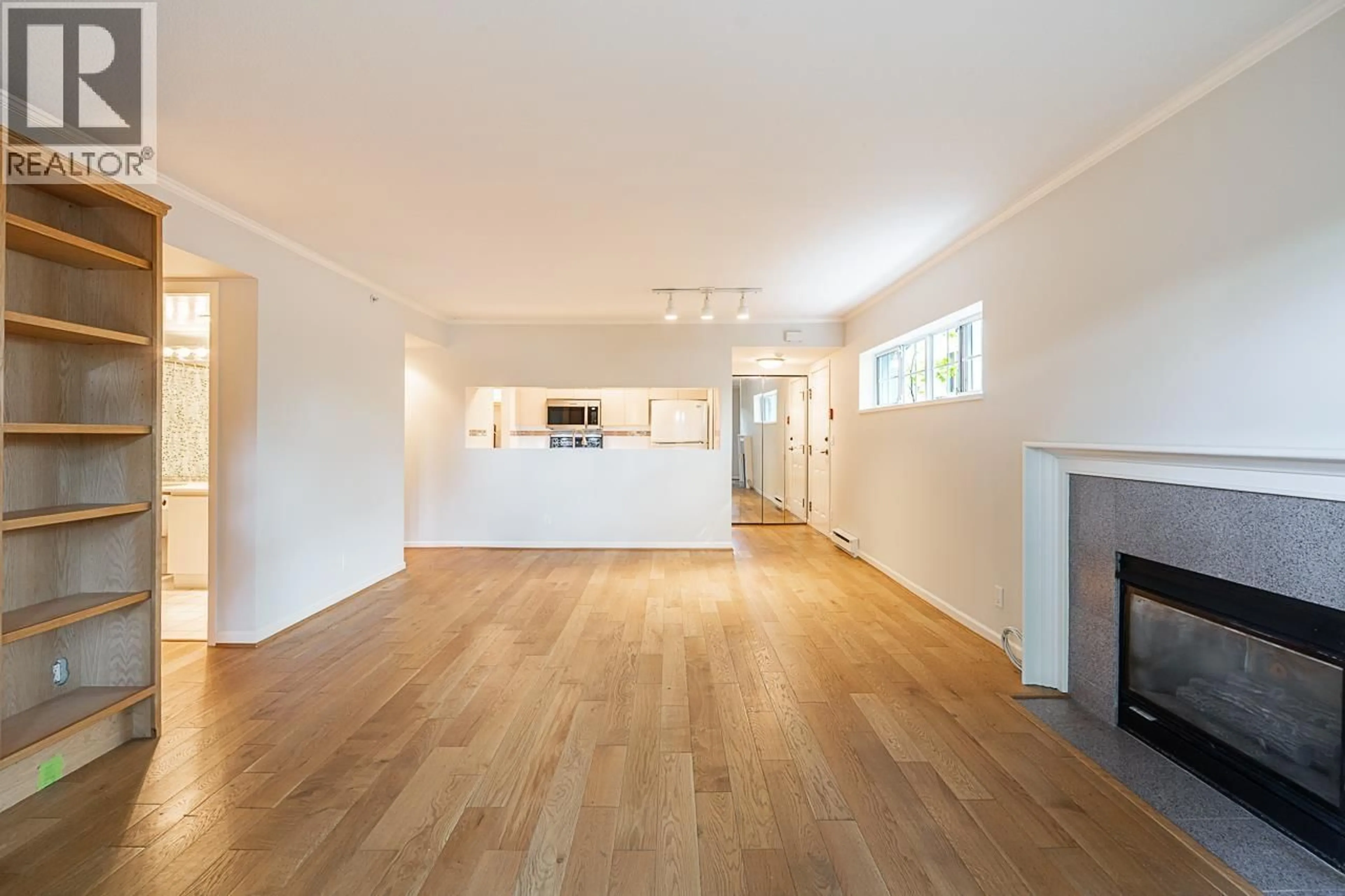 A pic of a room for 102 - 3188 CAMOSUN STREET, Vancouver British Columbia V6R3X1
