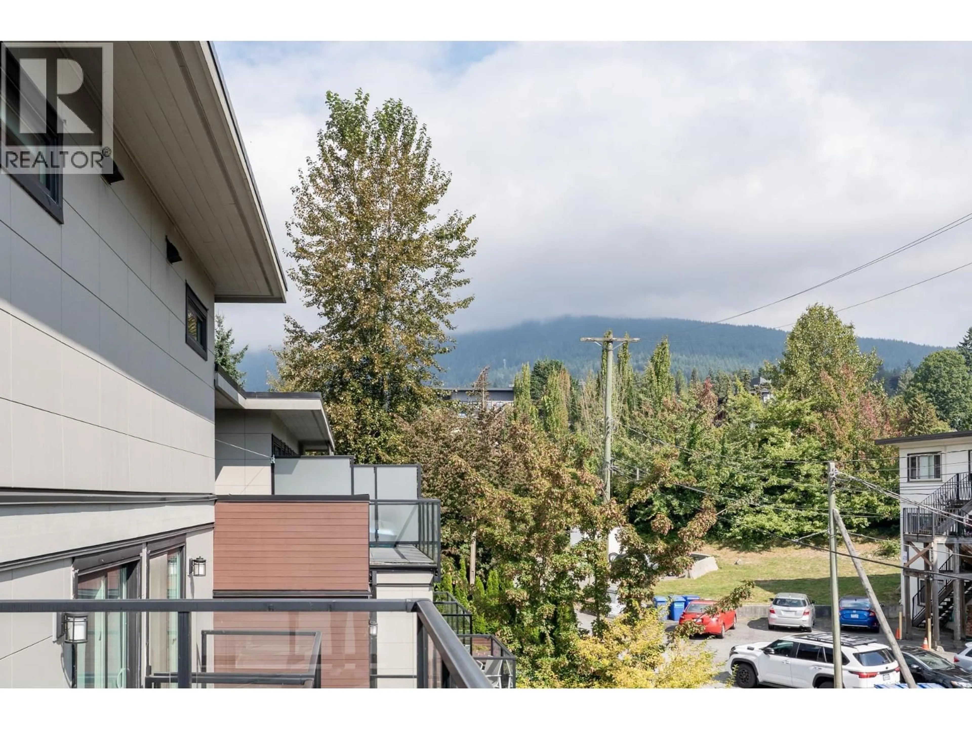 A pic from outside/outdoor area/front of a property/back of a property/a pic from drone, mountain view for 16 - 2358 WESTERN AVENUE, North Vancouver British Columbia V7M2L3