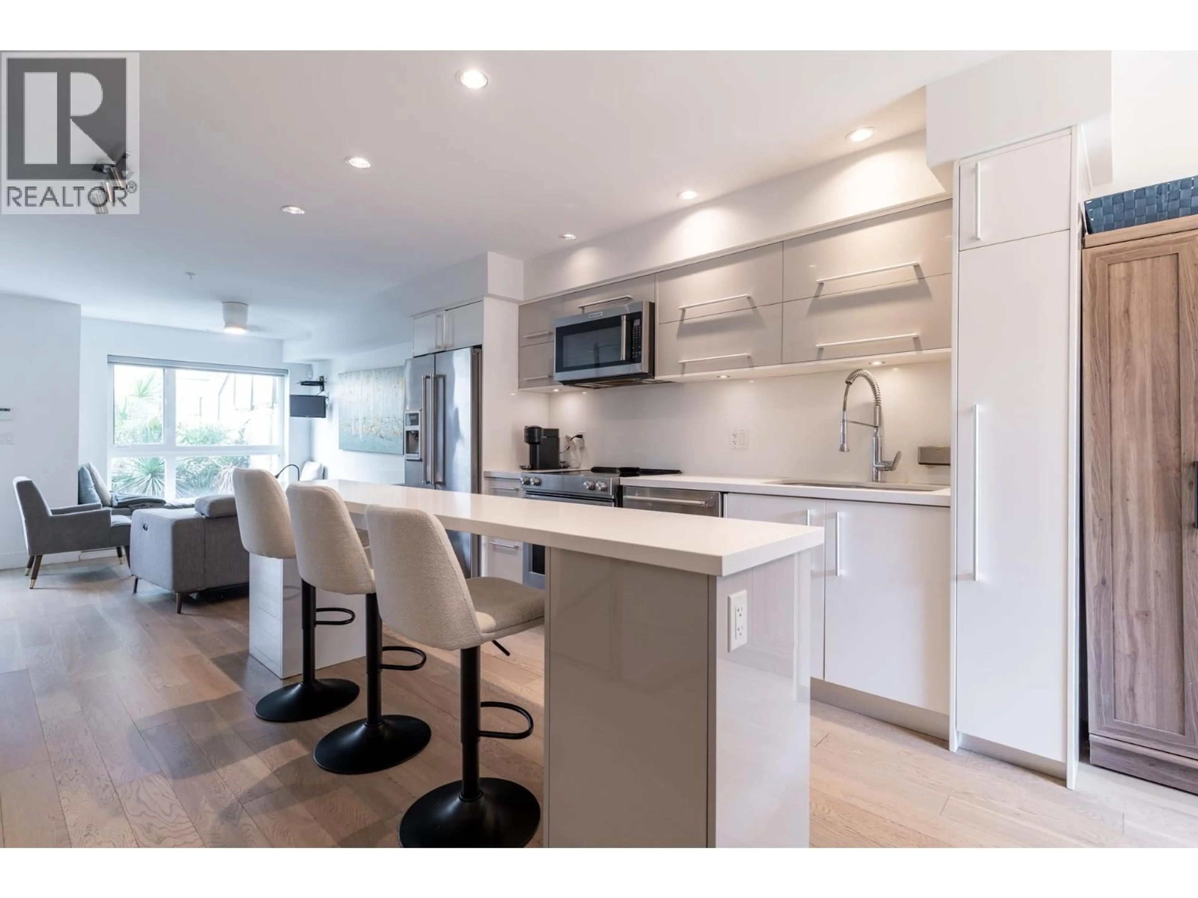 Open concept kitchen, unknown for 16 - 2358 WESTERN AVENUE, North Vancouver British Columbia V7M2L3