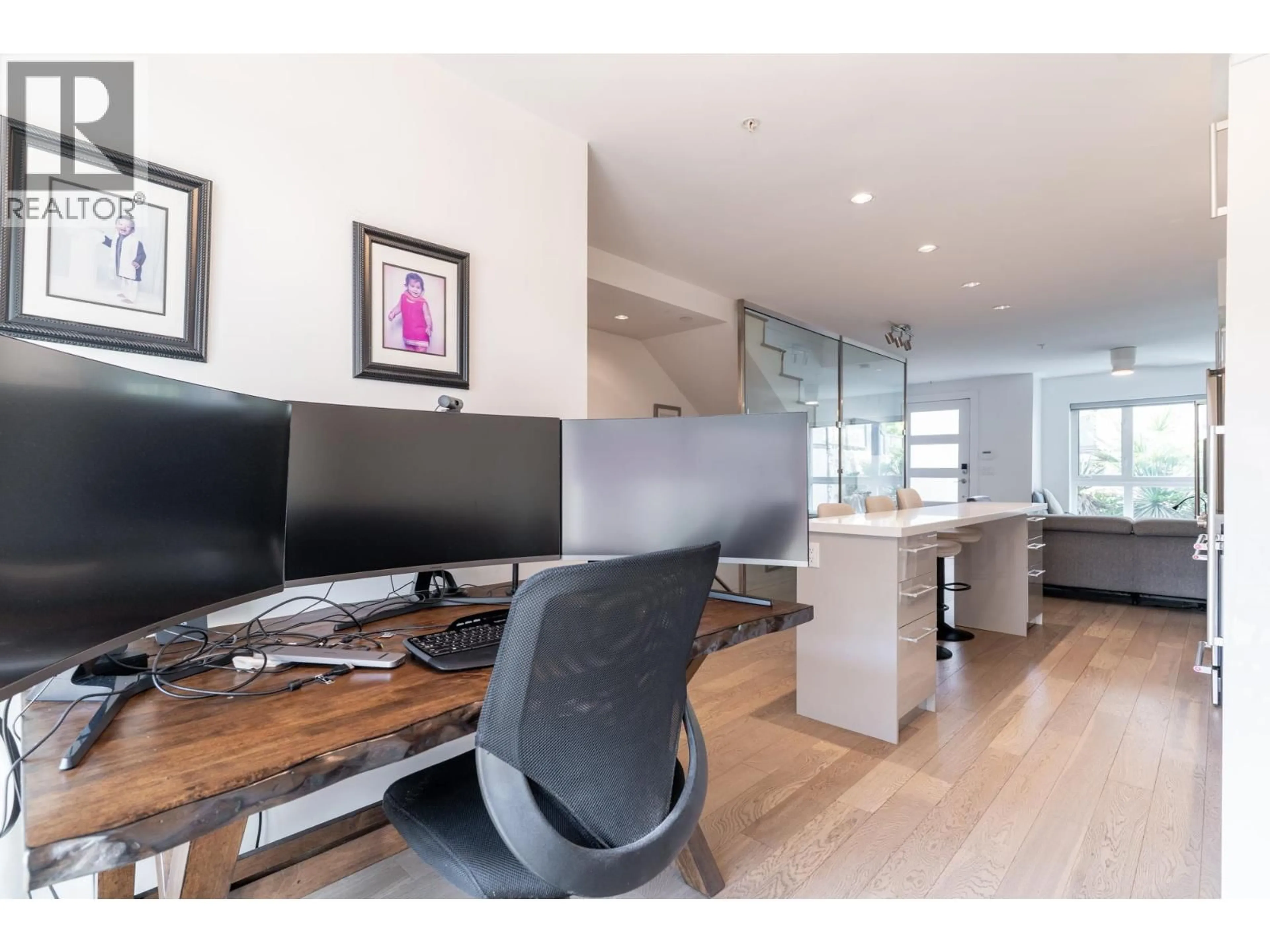 Unknown for 16 - 2358 WESTERN AVENUE, North Vancouver British Columbia V7M2L3