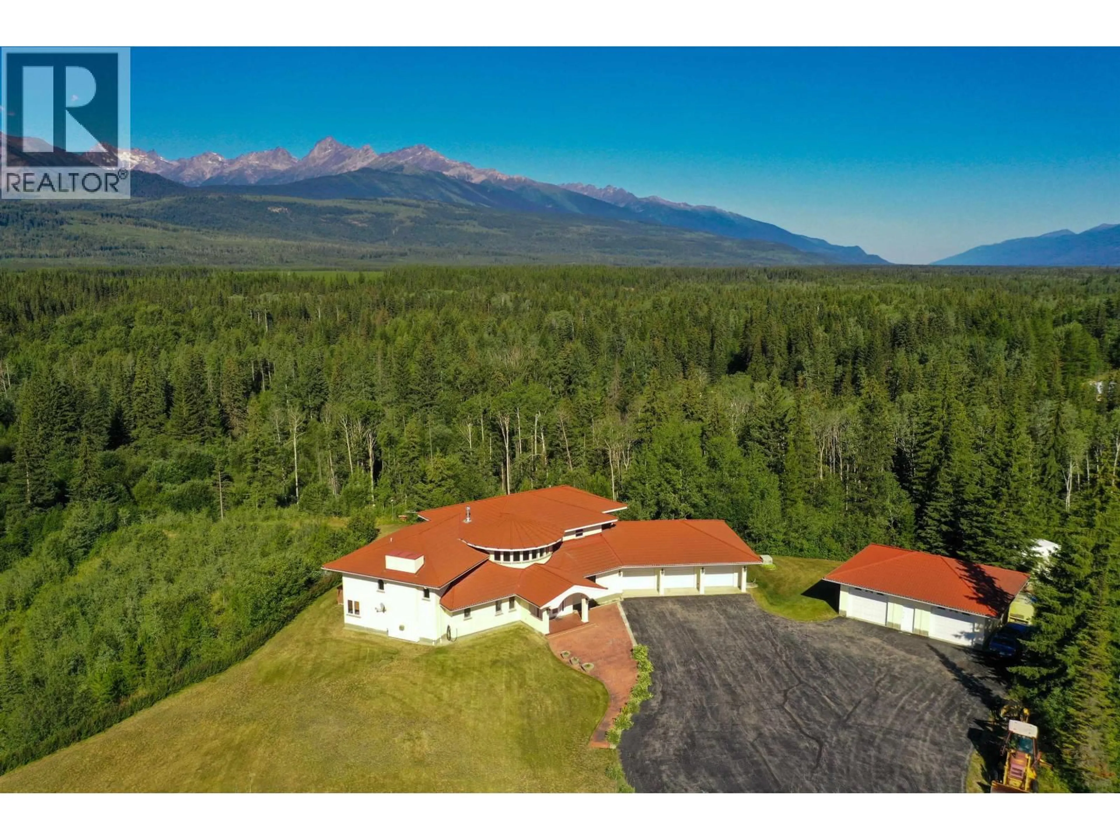 A pic from outside/outdoor area/front of a property/back of a property/a pic from drone, mountain view for 2805 MORRISON ROAD, Valemount British Columbia V2L5B5