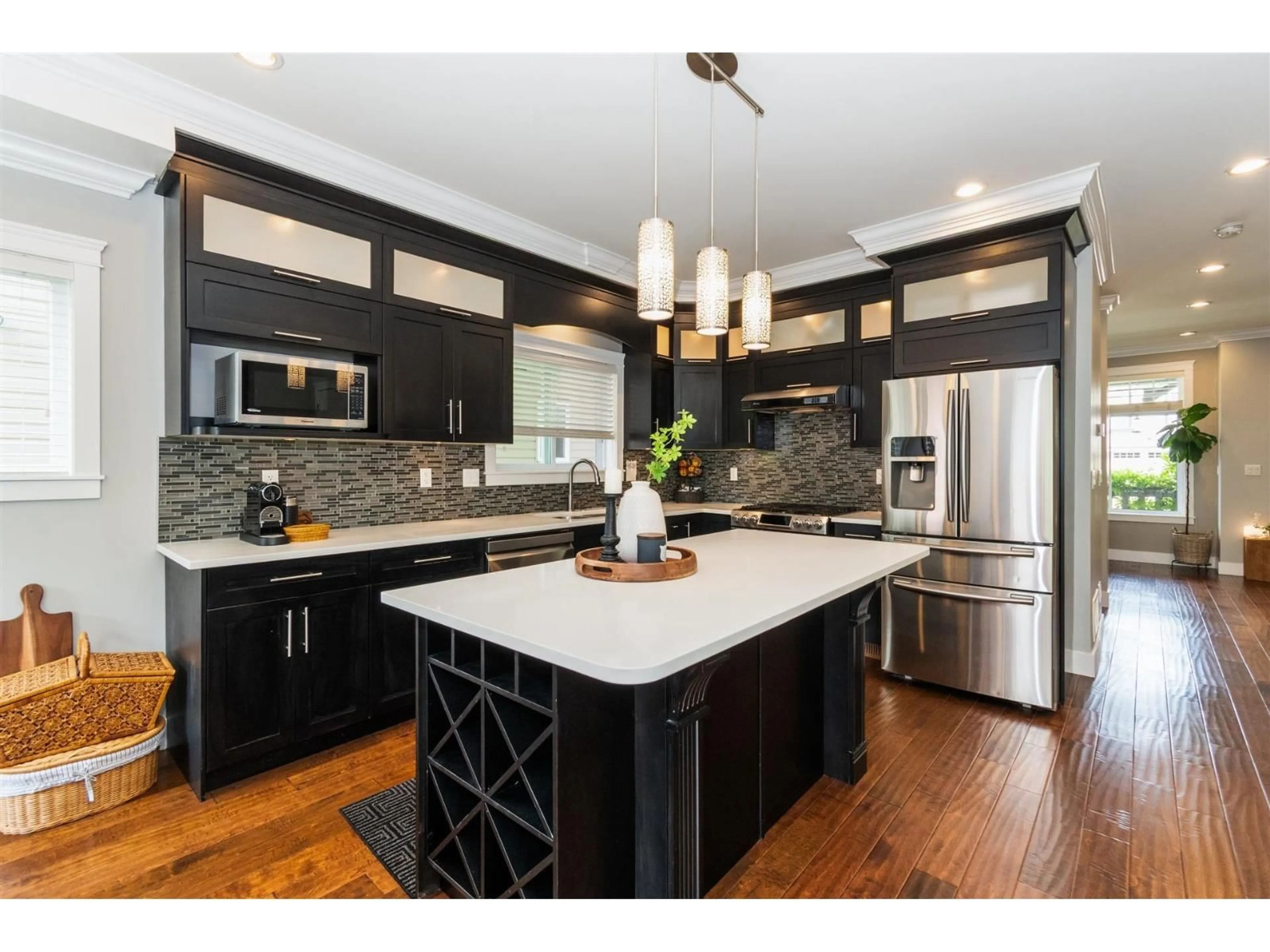 Contemporary kitchen, unknown for 21048 80A, Langley British Columbia V2Y0J4