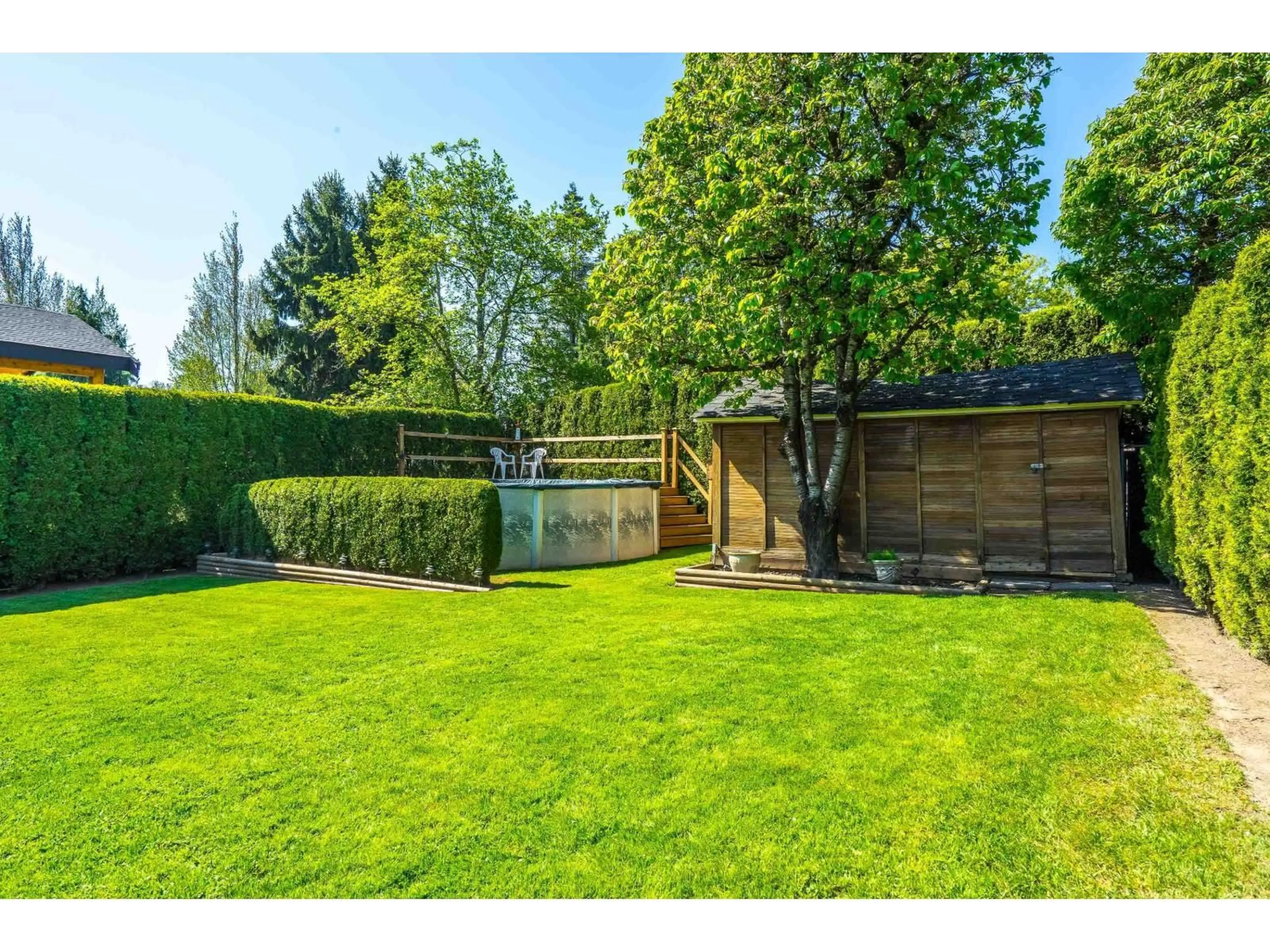 Unknown for 2243 MADRONA, Surrey British Columbia V4A5S7