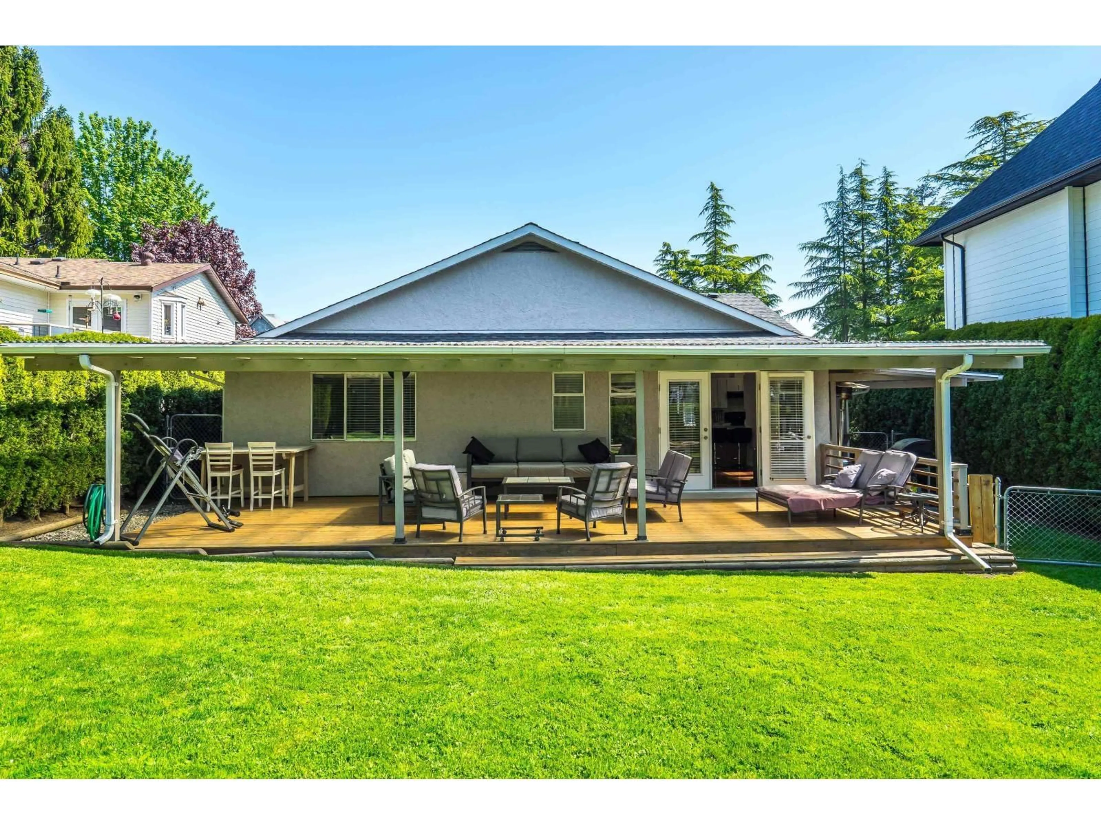 Unknown for 2243 MADRONA, Surrey British Columbia V4A5S7
