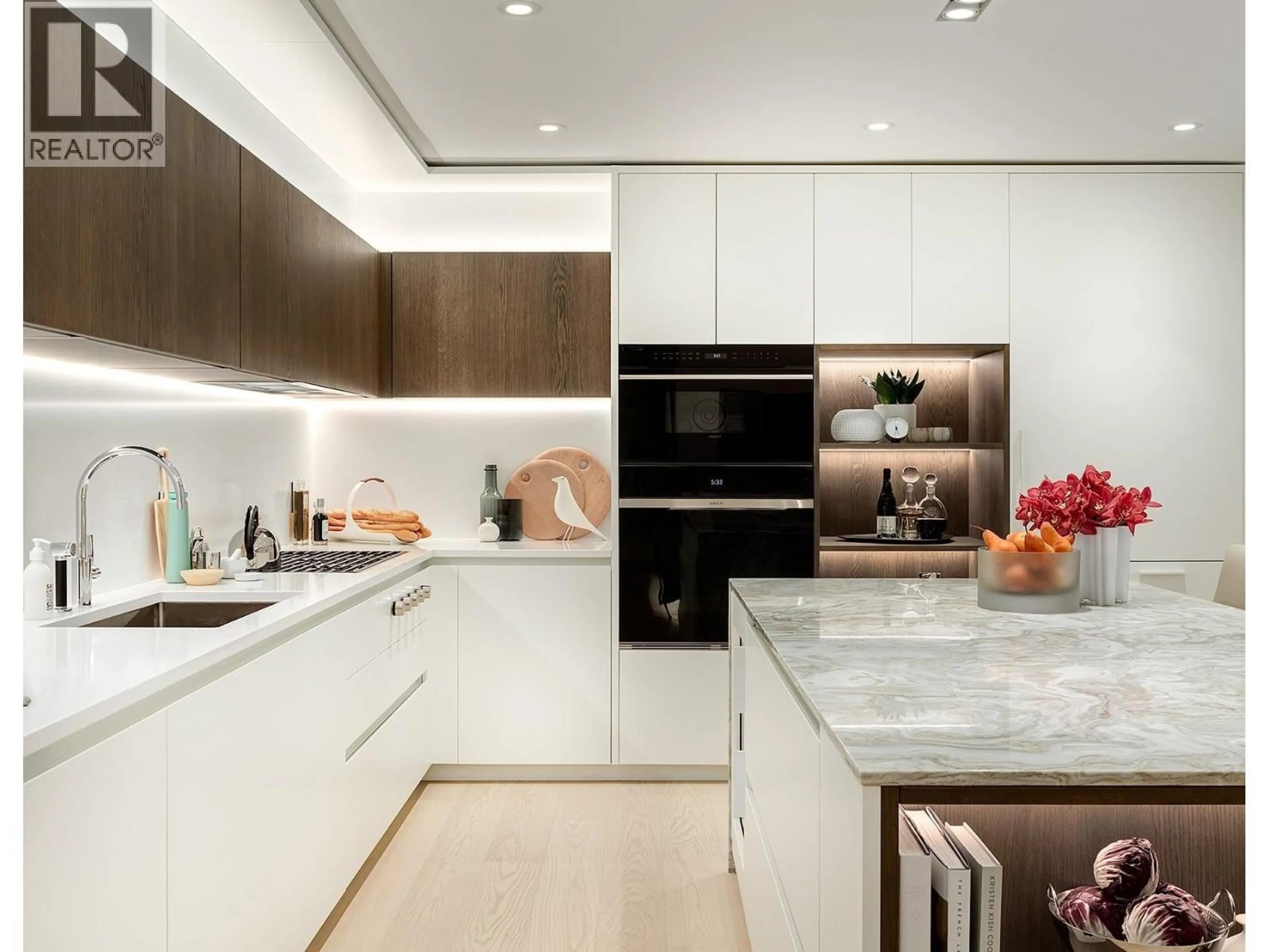 Contemporary kitchen, unknown for 506 - 3596 28TH AVENUE, Vancouver British Columbia V6S2G5