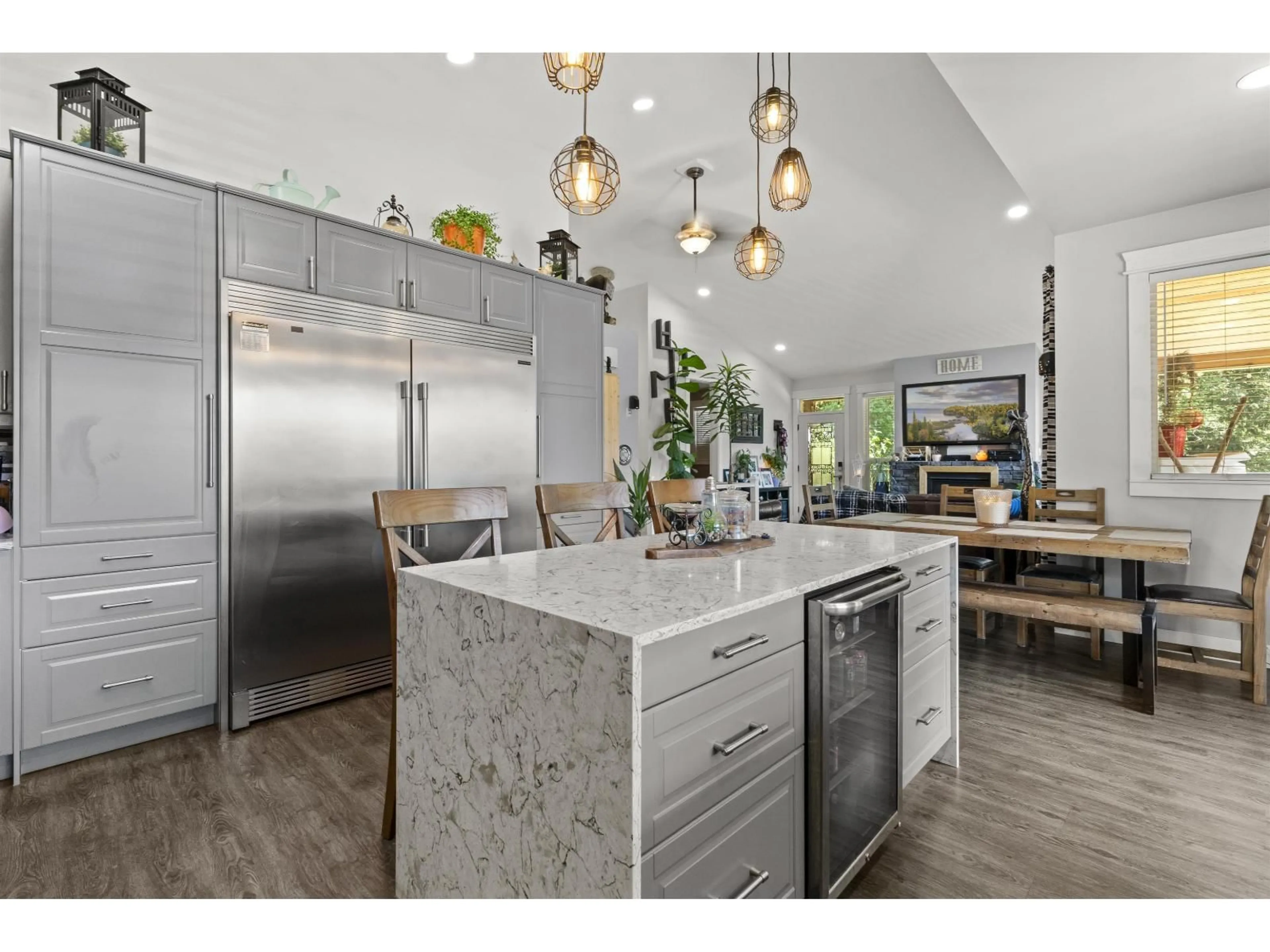 Open concept kitchen, unknown for 30957 GUNN, Mission British Columbia V4S1H2