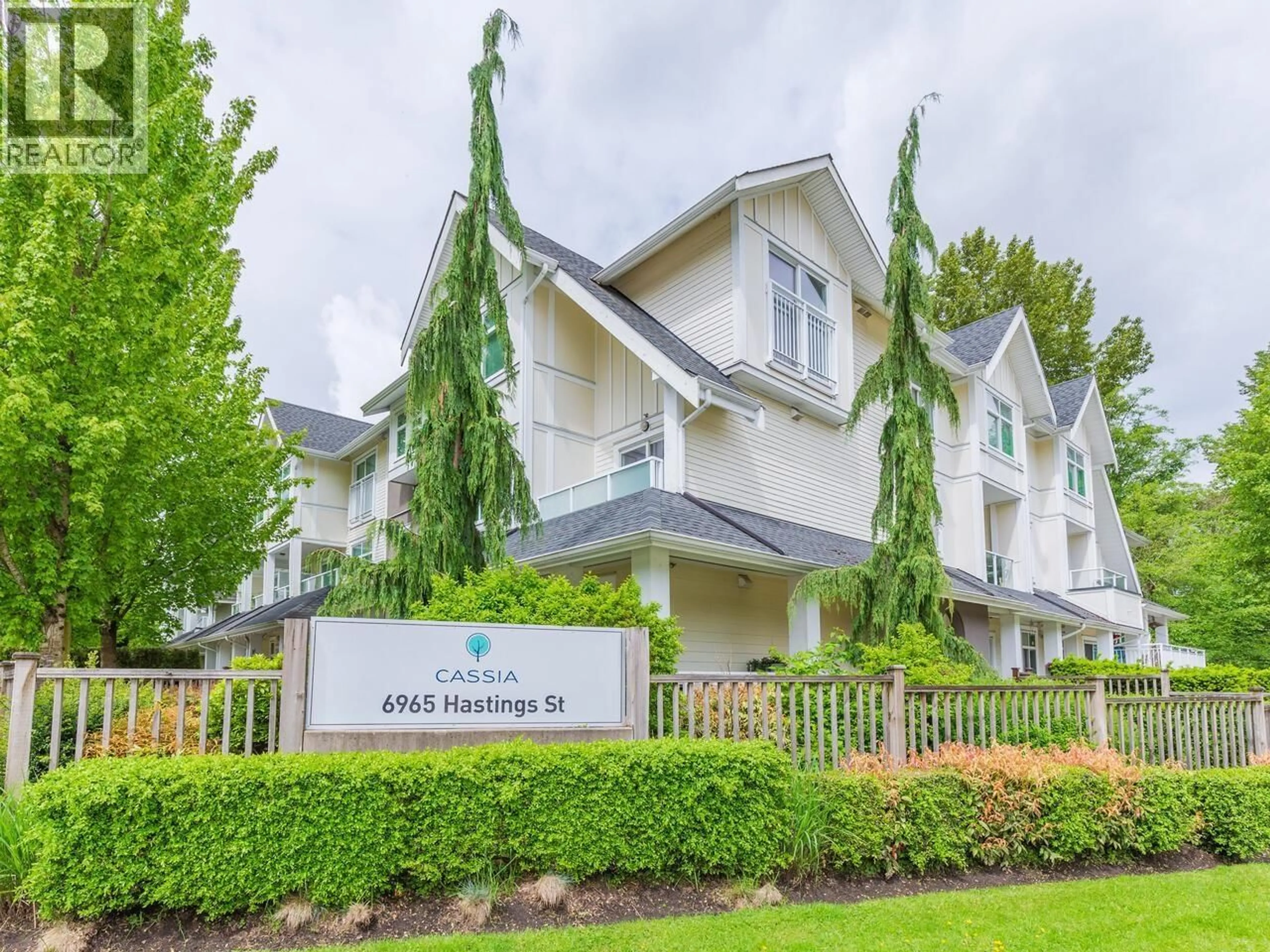 Unknown for 42 - 6965 HASTINGS STREET, Burnaby British Columbia V5B1S9