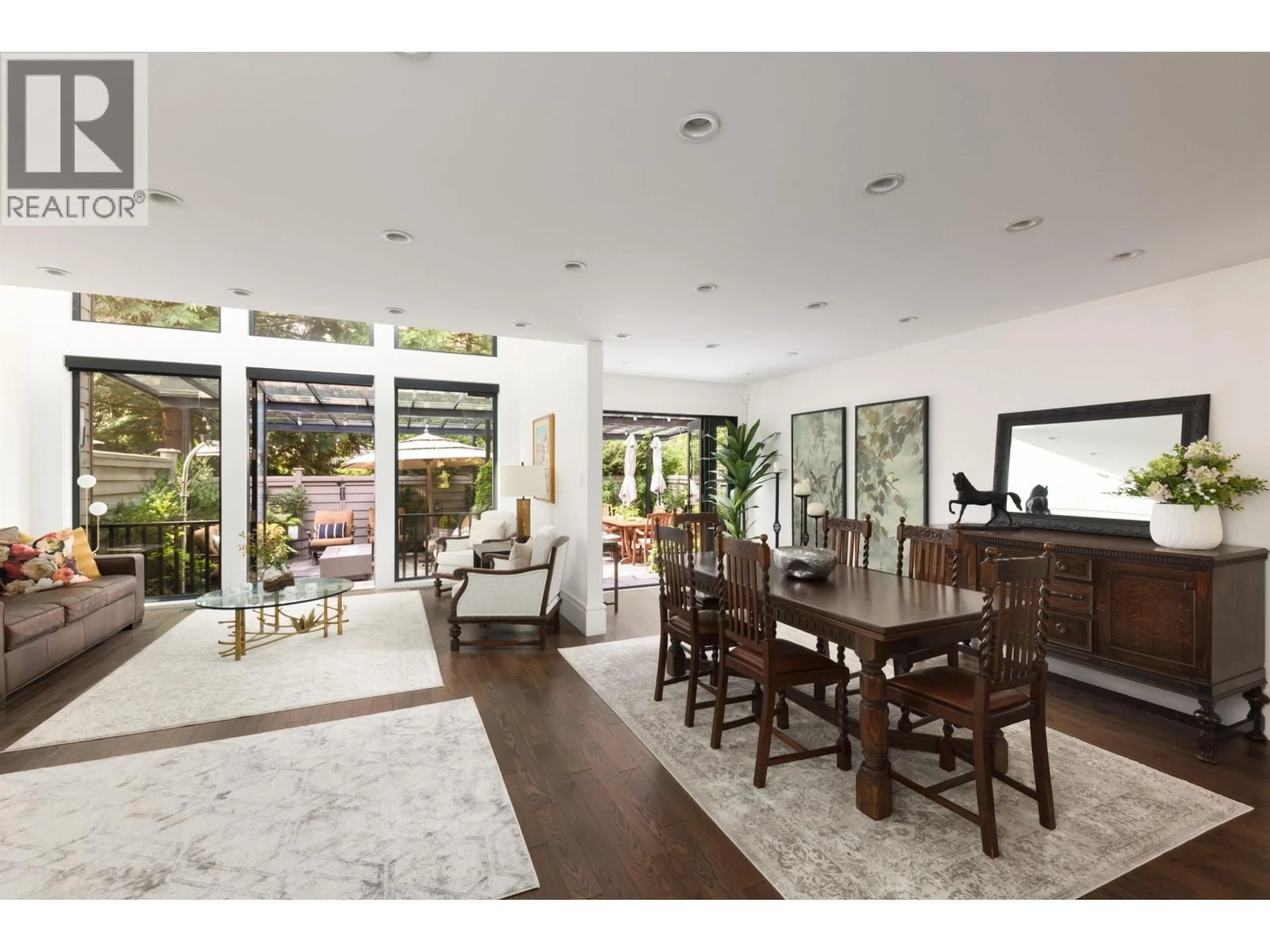 Unknown for 4005 VINE STREET, Vancouver British Columbia V6L3C1