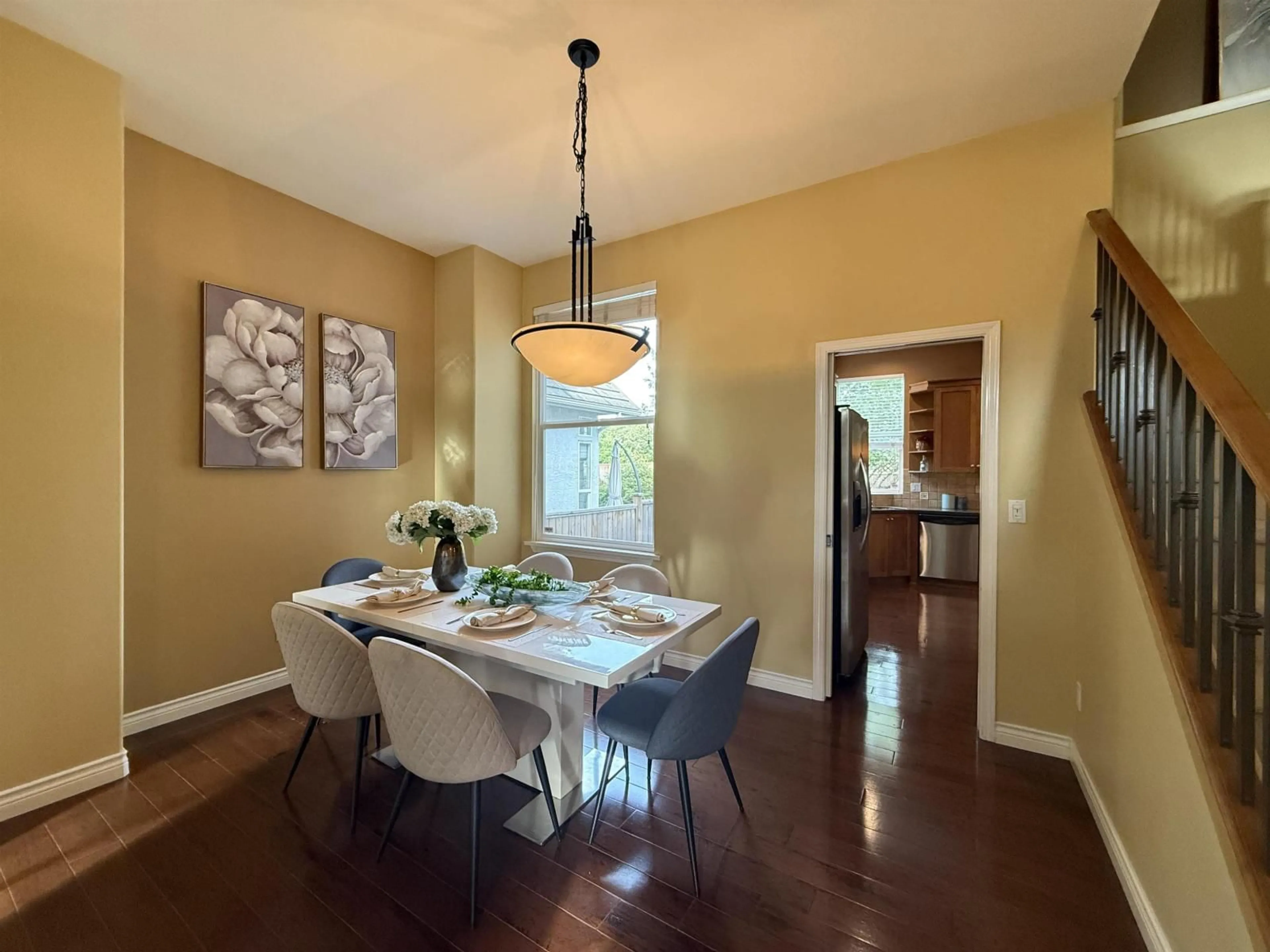 Dining room, unknown for 3458 ROSEMARY HEIGHTS, Surrey British Columbia V3Z0M4
