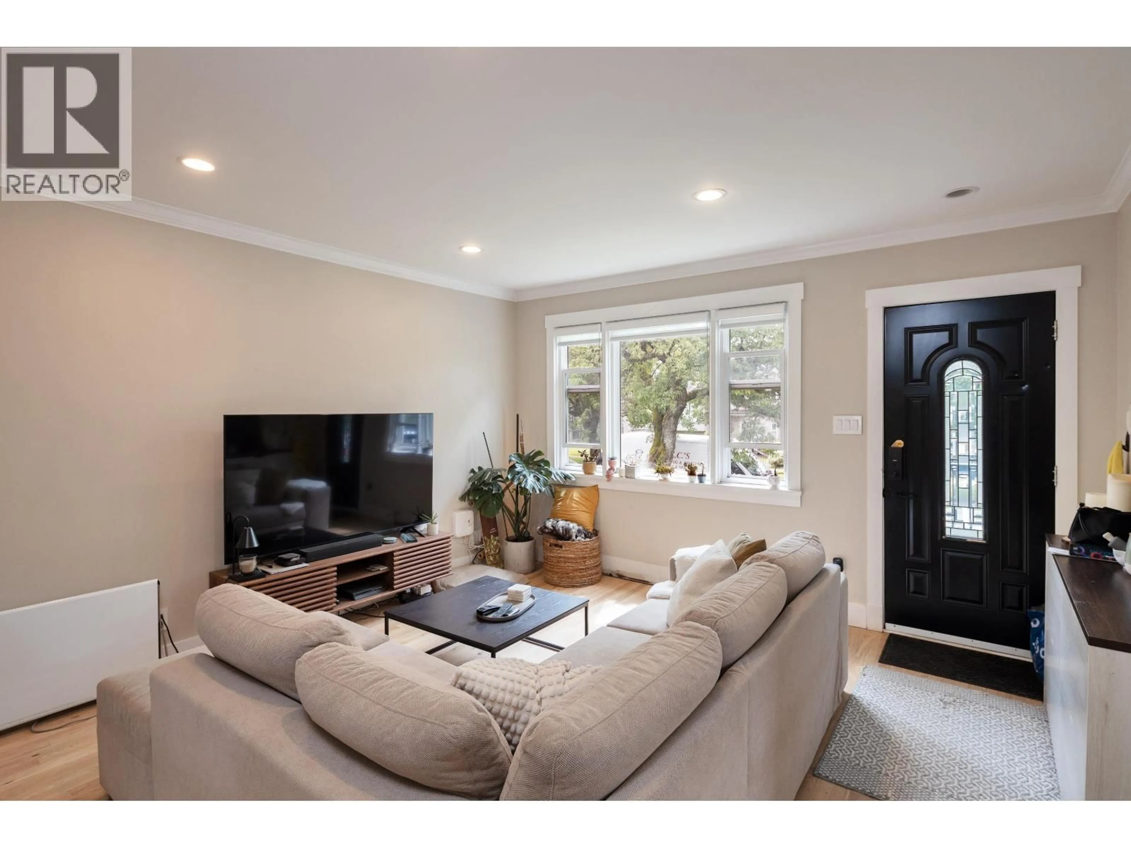 Living room with furniture, unknown for 1617 36TH AVENUE, Vancouver British Columbia V5P1C3