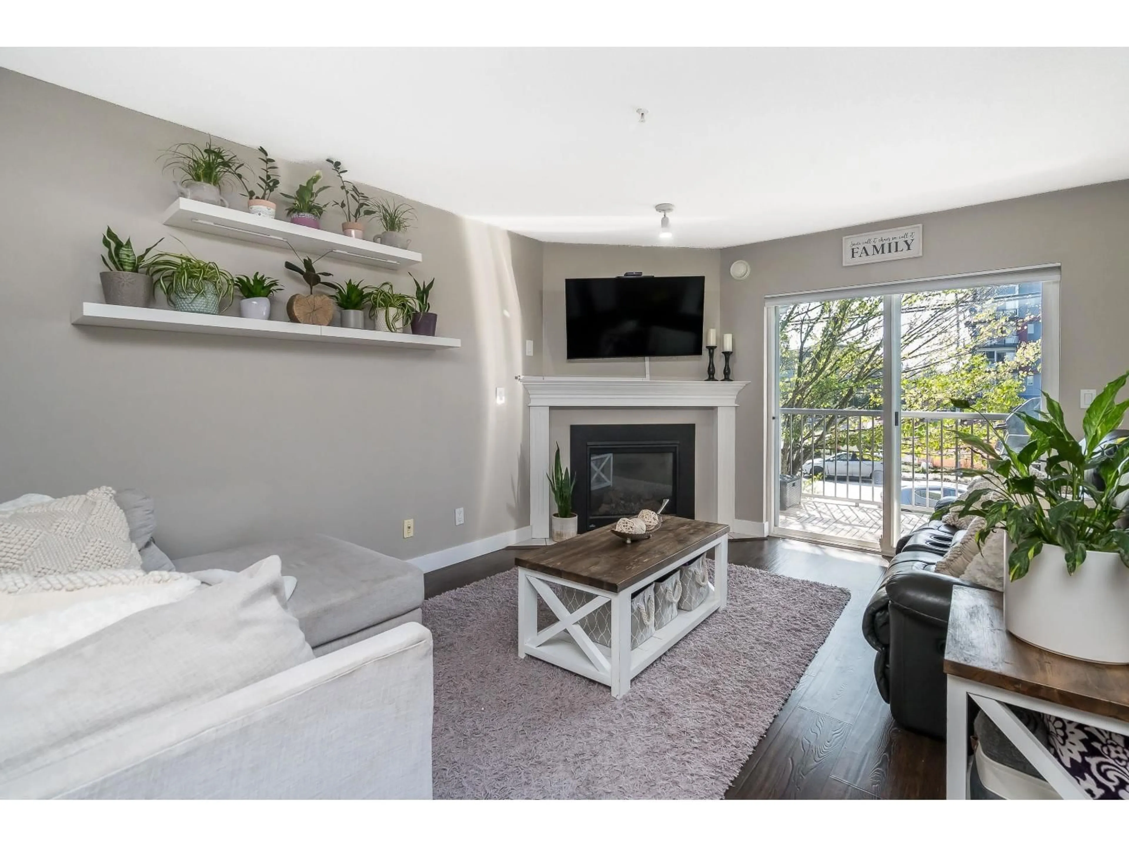 Living room with furniture, unknown for 205 19953 55A, Langley British Columbia V3A3X4