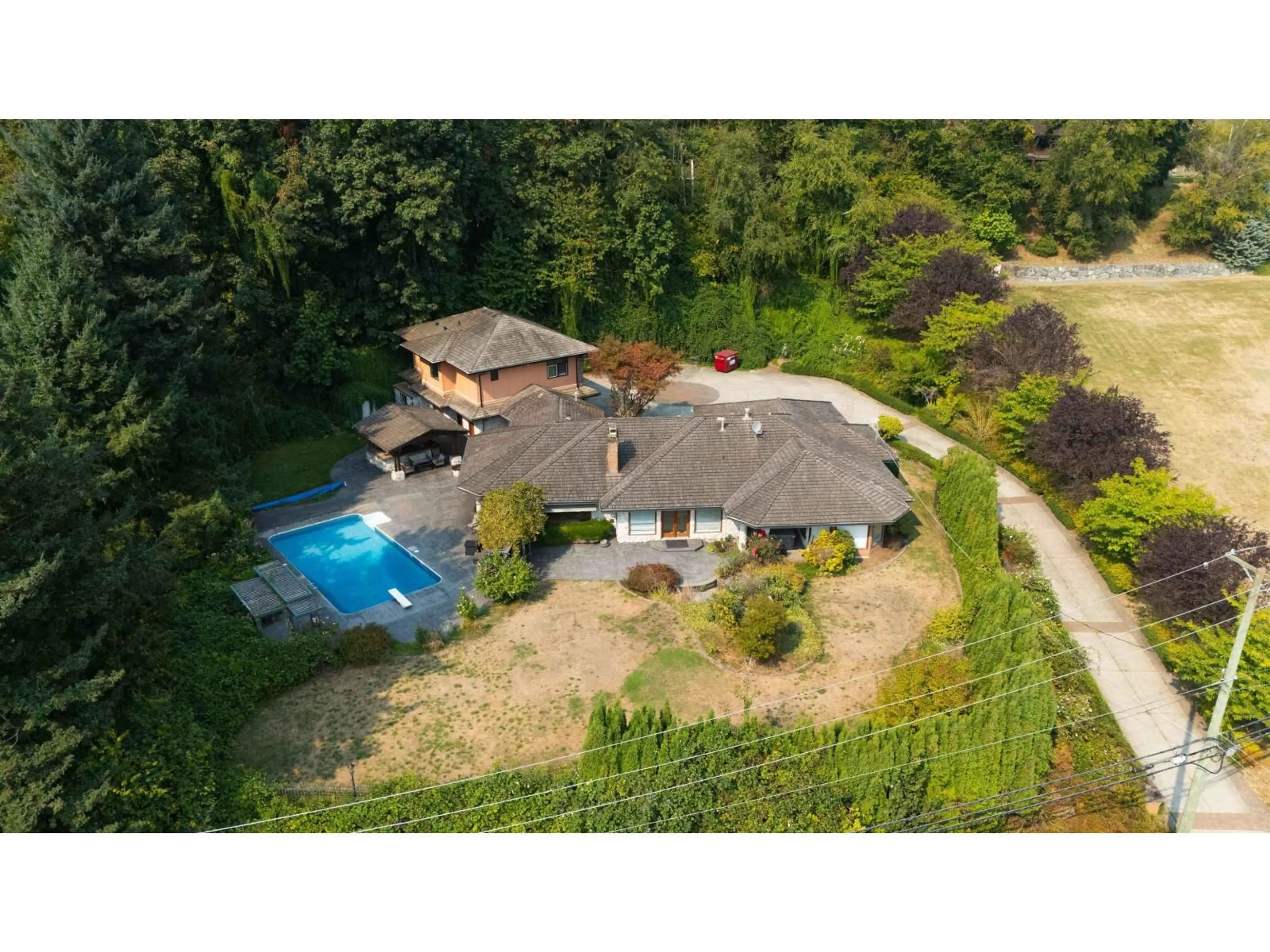 A pic from outside/outdoor area/front of a property/back of a property/a pic from drone, water/lake/river/ocean view for 35893 OLD YALE, Abbotsford British Columbia V3G2C6