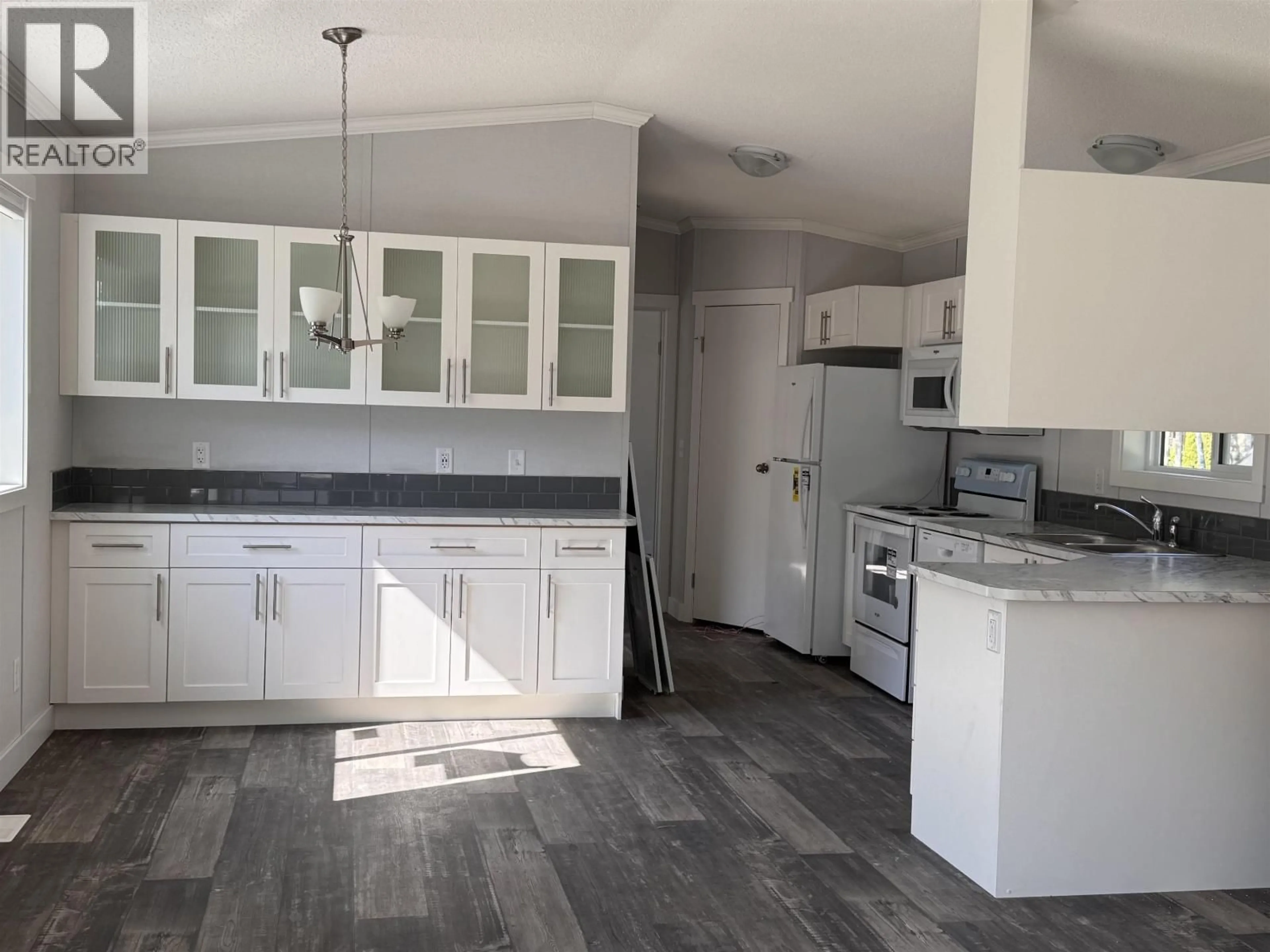 Open concept kitchen, unknown for 4693 BEAVER CRESCENT, Gossen/Kleanza/Usk British Columbia V8G0A5