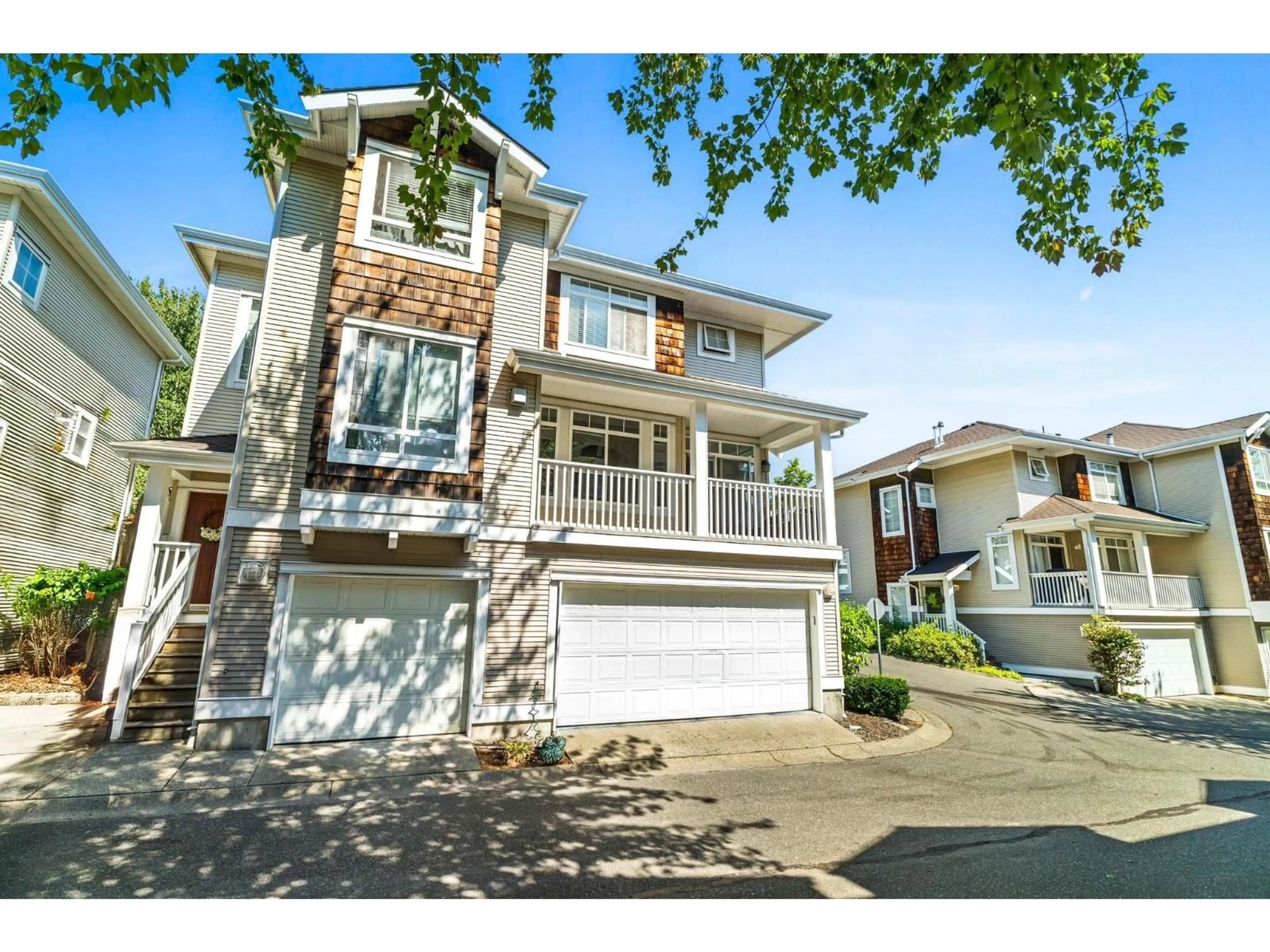 Home with vinyl exterior material, street for 36 - 15030 58, Surrey British Columbia V3S9G3