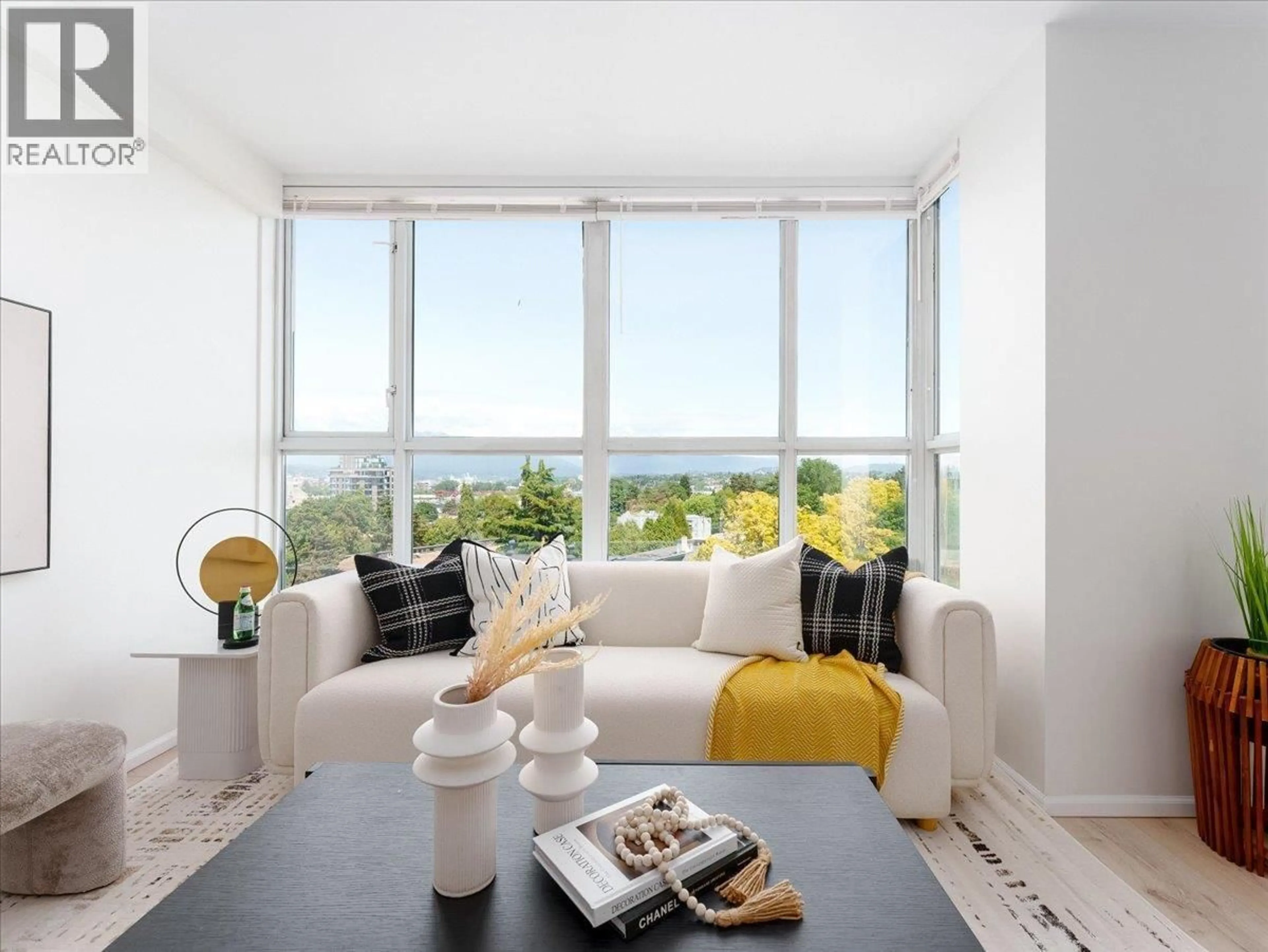 Living room with furniture, unknown for 704 - 288 8TH AVENUE, Vancouver British Columbia V5T4S8