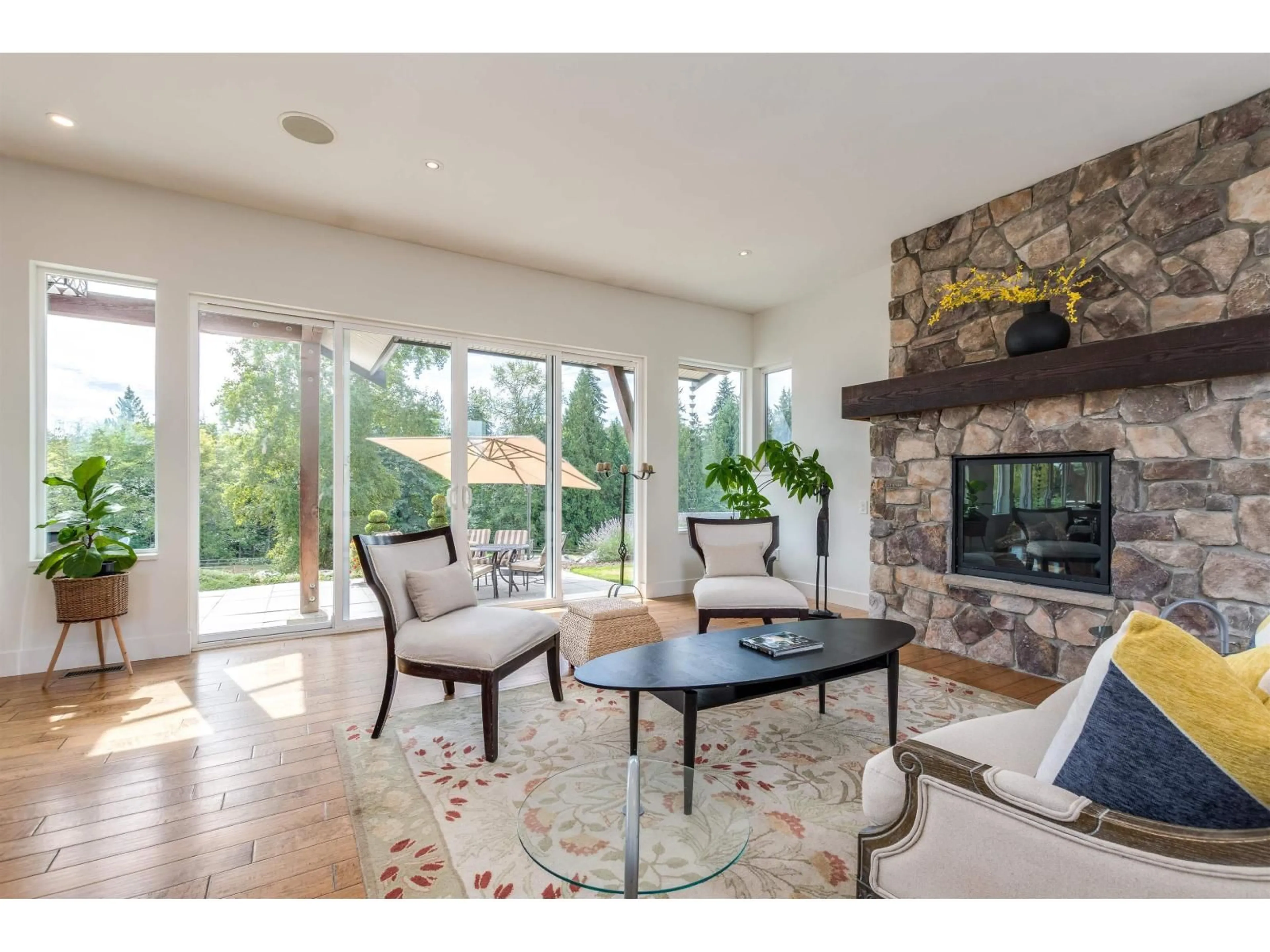 Living room with furniture, unknown for 26276 69, Langley British Columbia V4W1M6