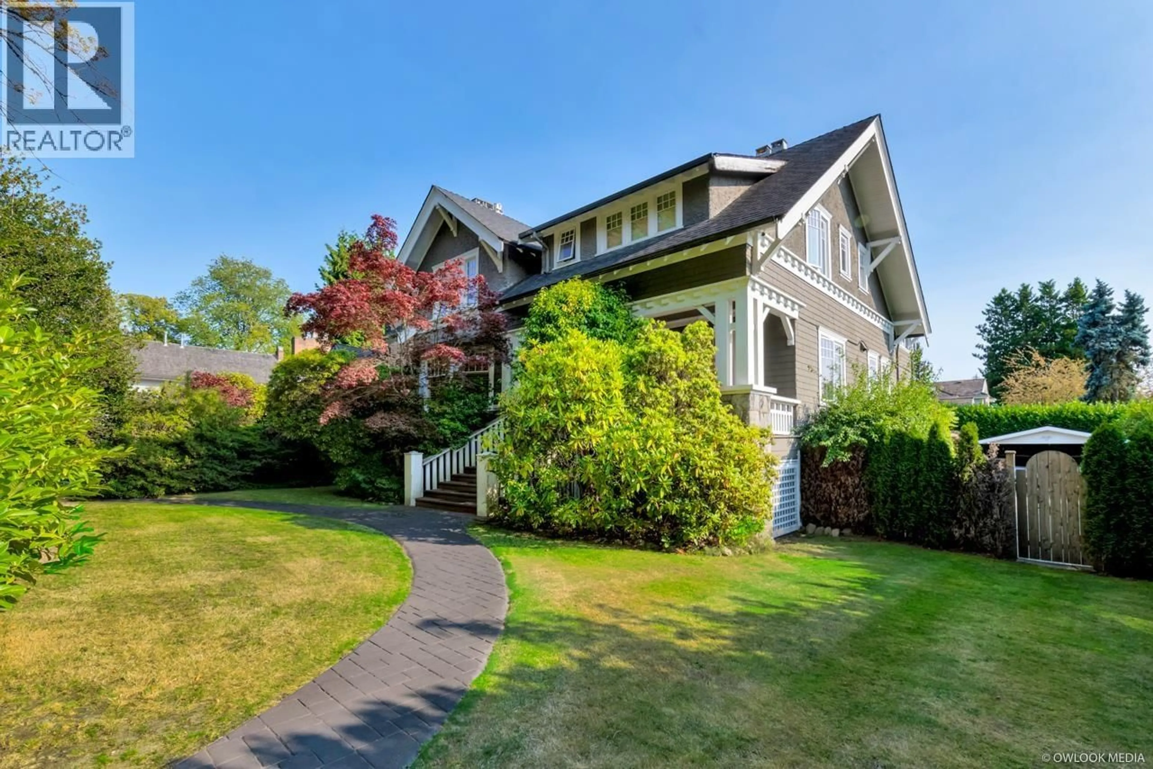 Home with vinyl exterior material, street for 1670 49TH AVENUE, Vancouver British Columbia V6M2S1