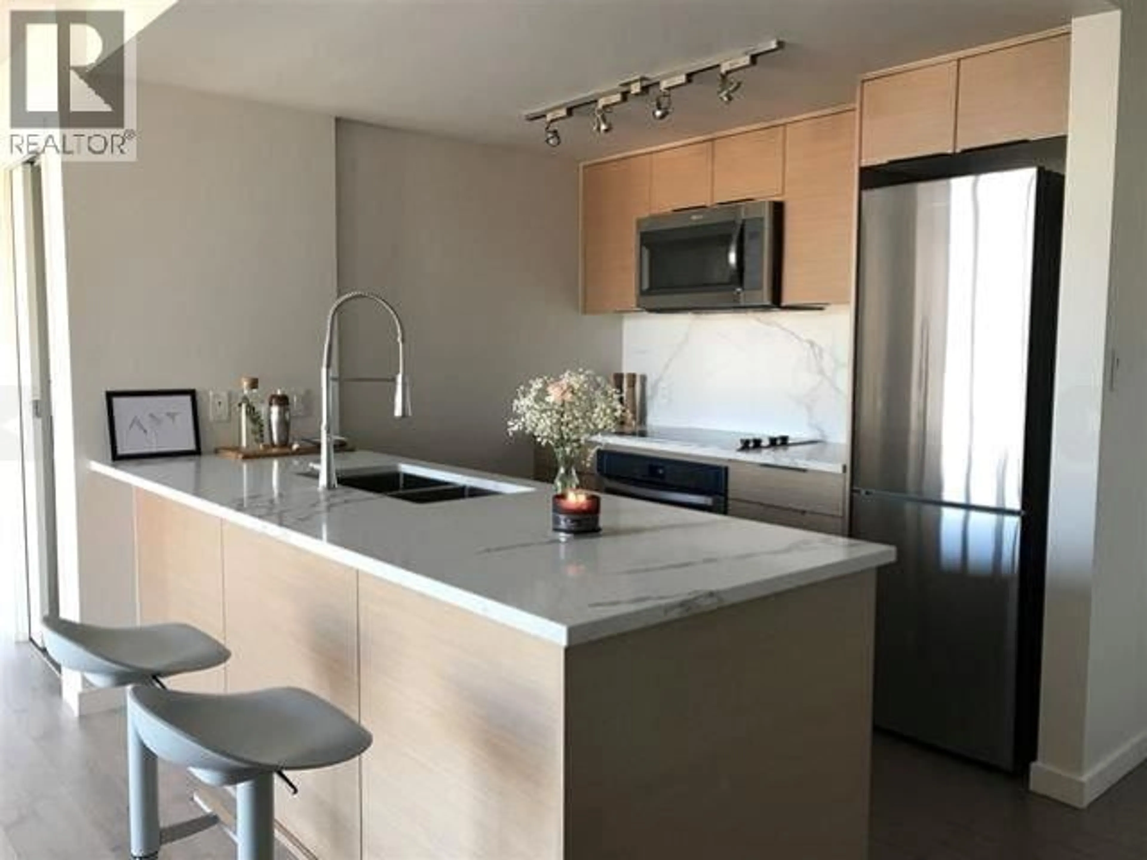 Open concept kitchen, unknown for 1710 - 788 HAMILTON STREET, Vancouver British Columbia V6B0E9