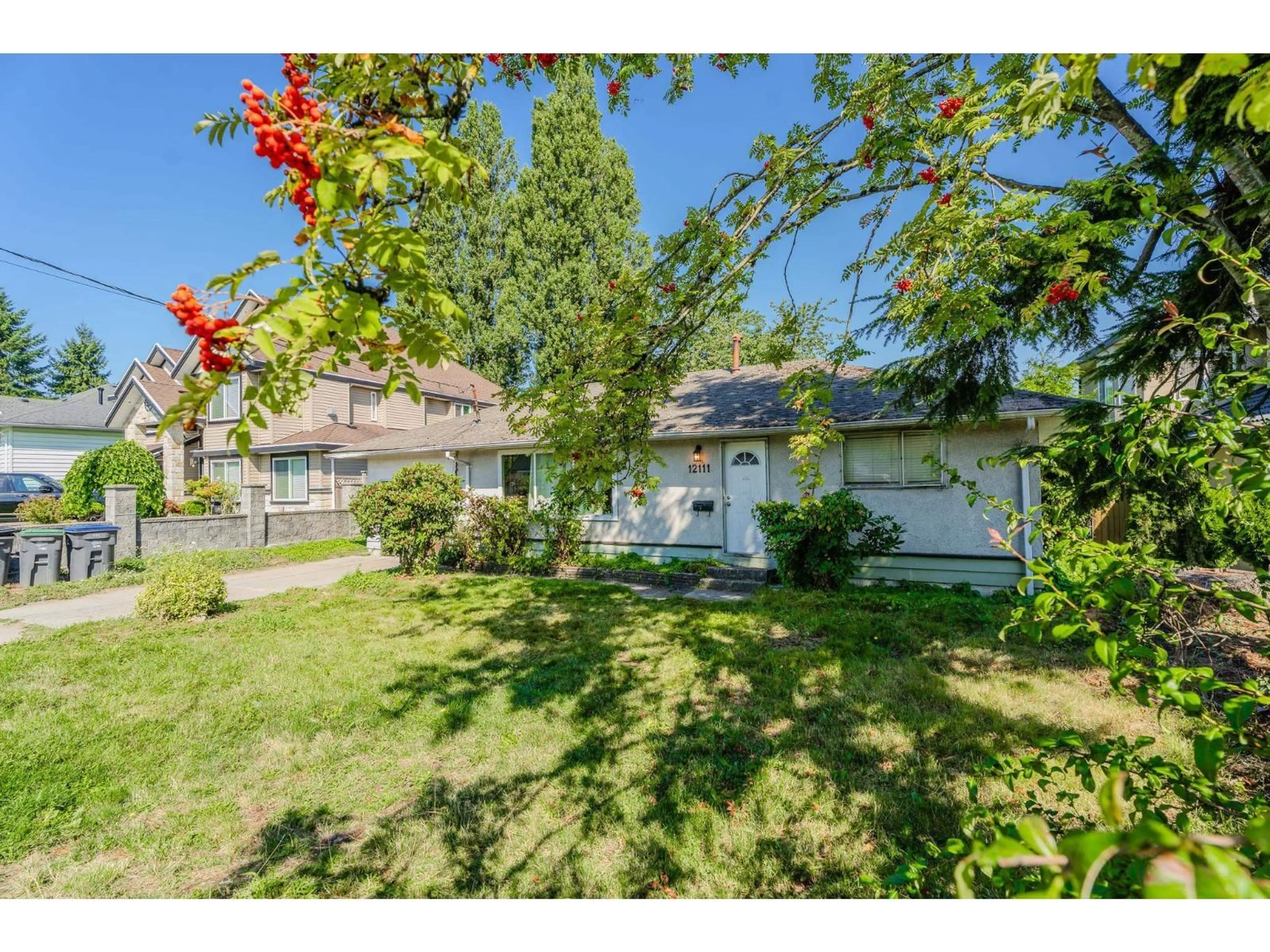 A pic from outside/outdoor area/front of a property/back of a property/a pic from drone, street for 12111 84, Surrey British Columbia V3W3G4