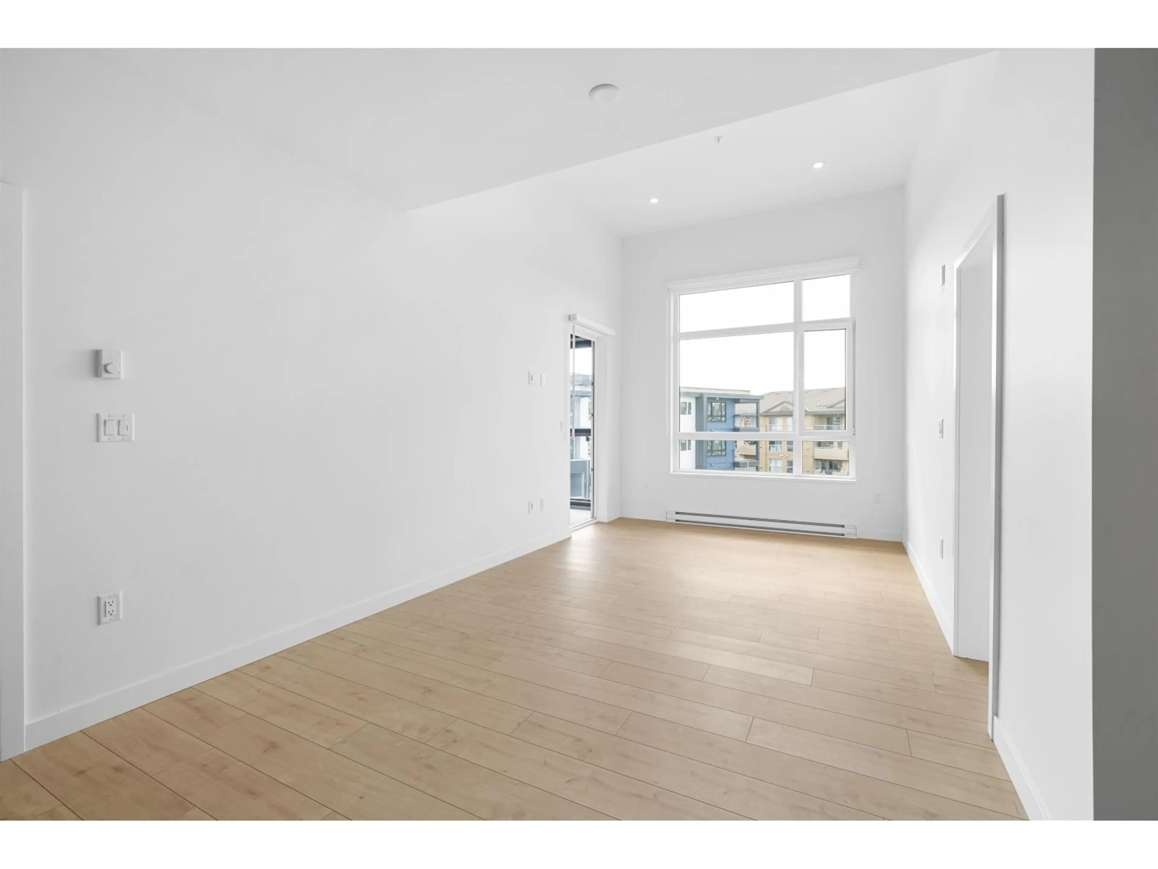 A pic of a room for 419 - 13788 76, Surrey British Columbia V3W8J5