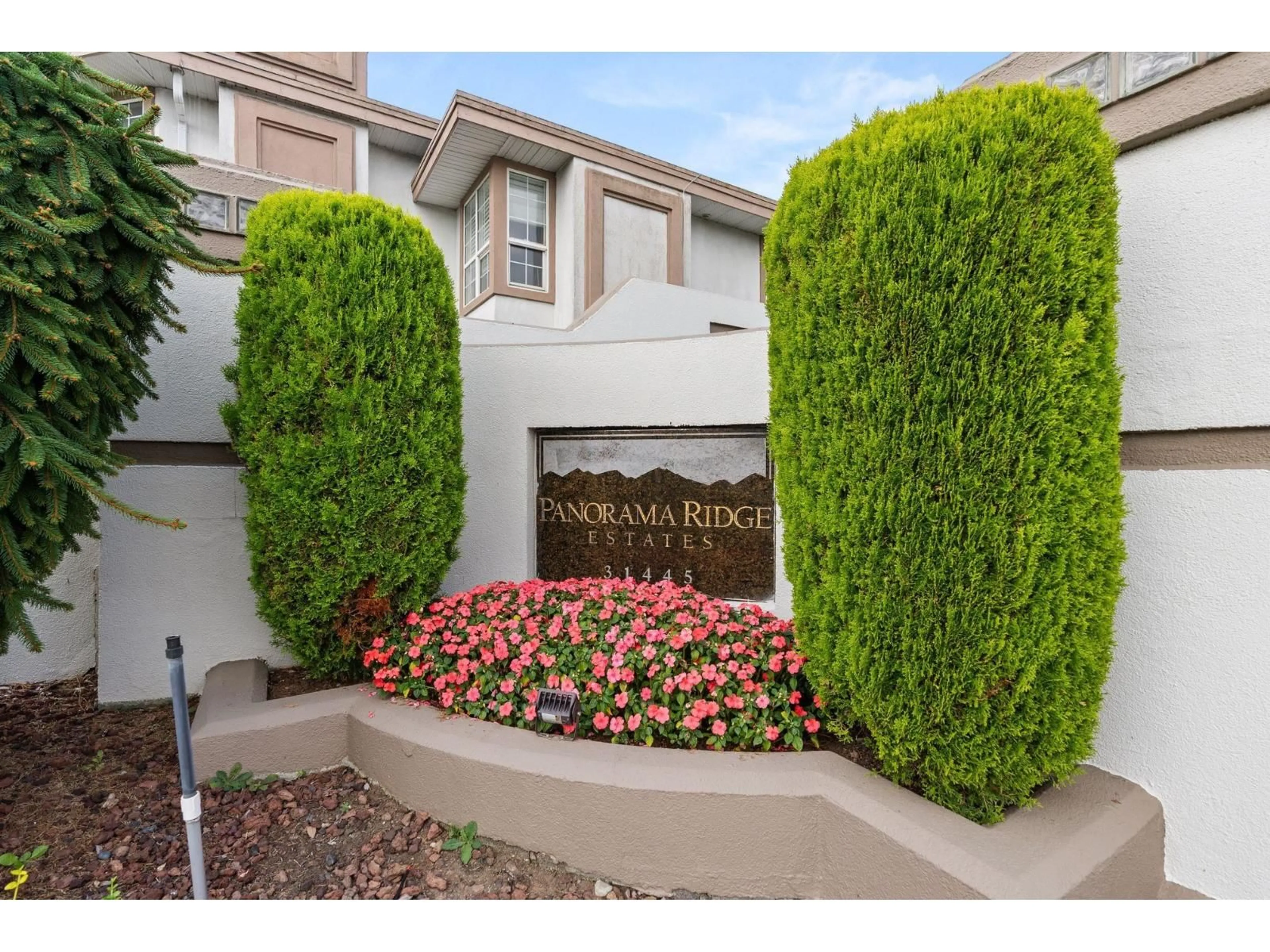 Indoor entryway for 9 - 31445 RIDGEVIEW, Abbotsford British Columbia V2T5N5