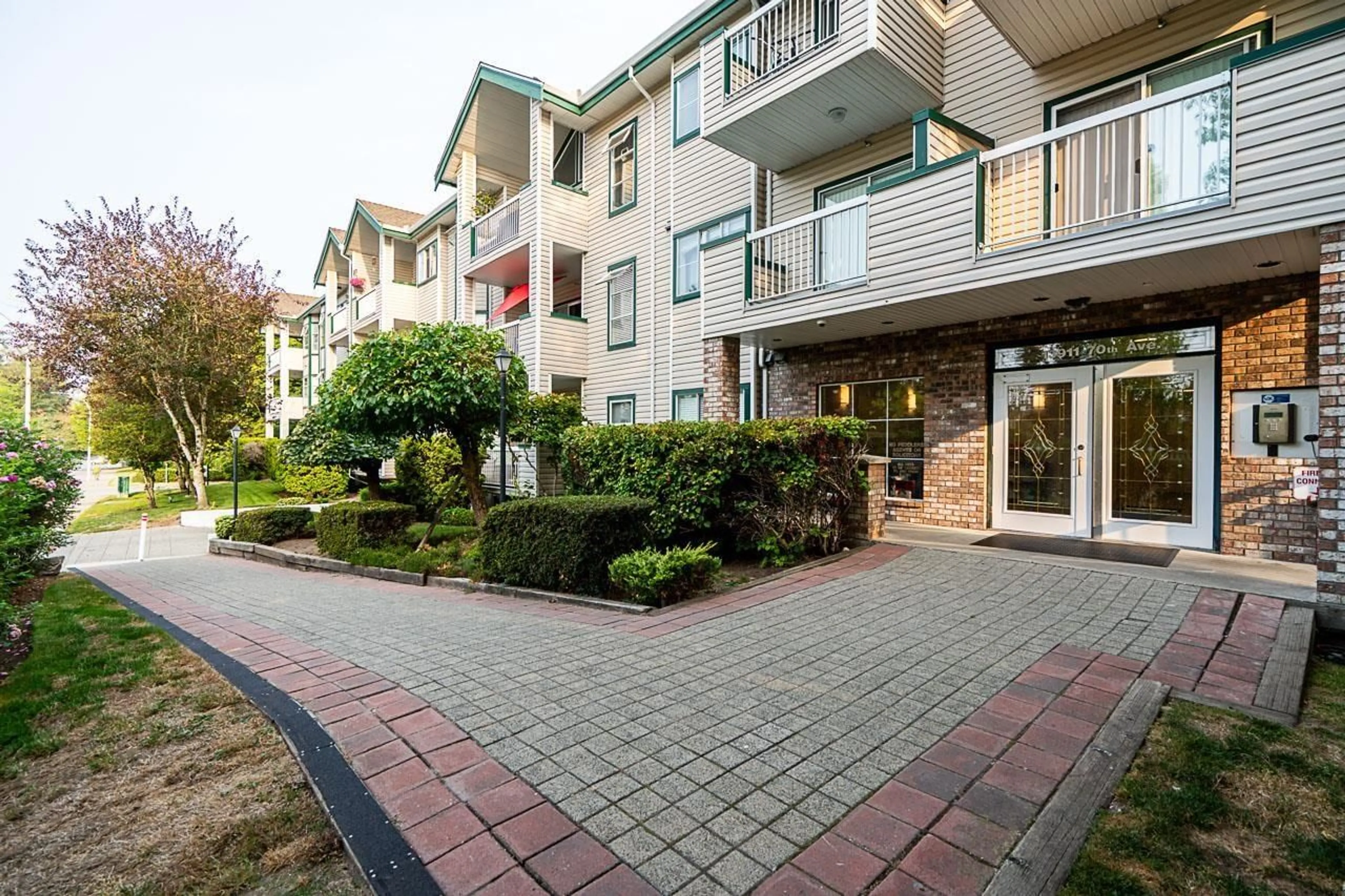 Patio, unknown for 105 - 13911 70, Surrey British Columbia V3W6B4
