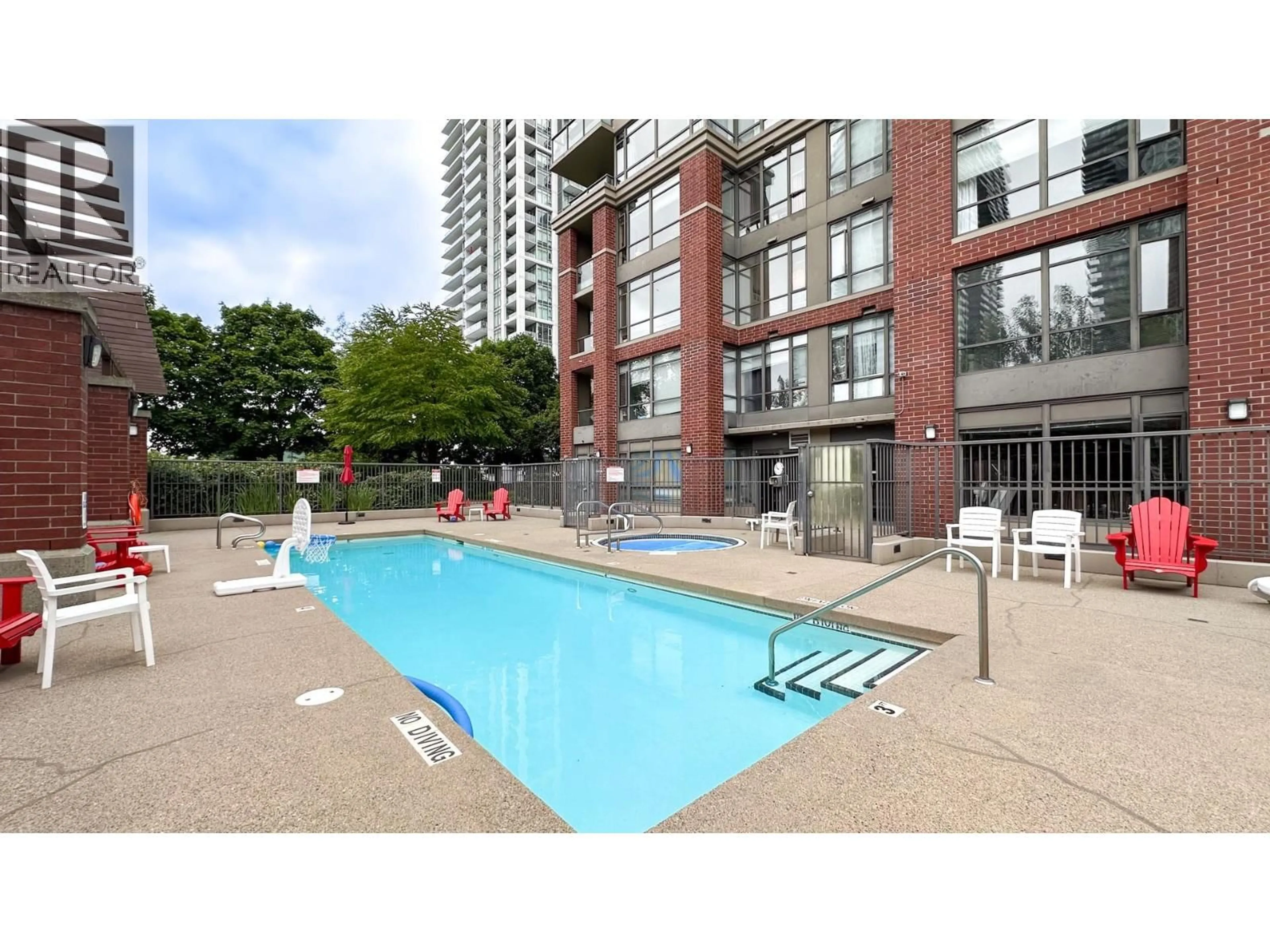 Pool for 908 - 4132 HALIFAX STREET, Burnaby British Columbia V5C6V1