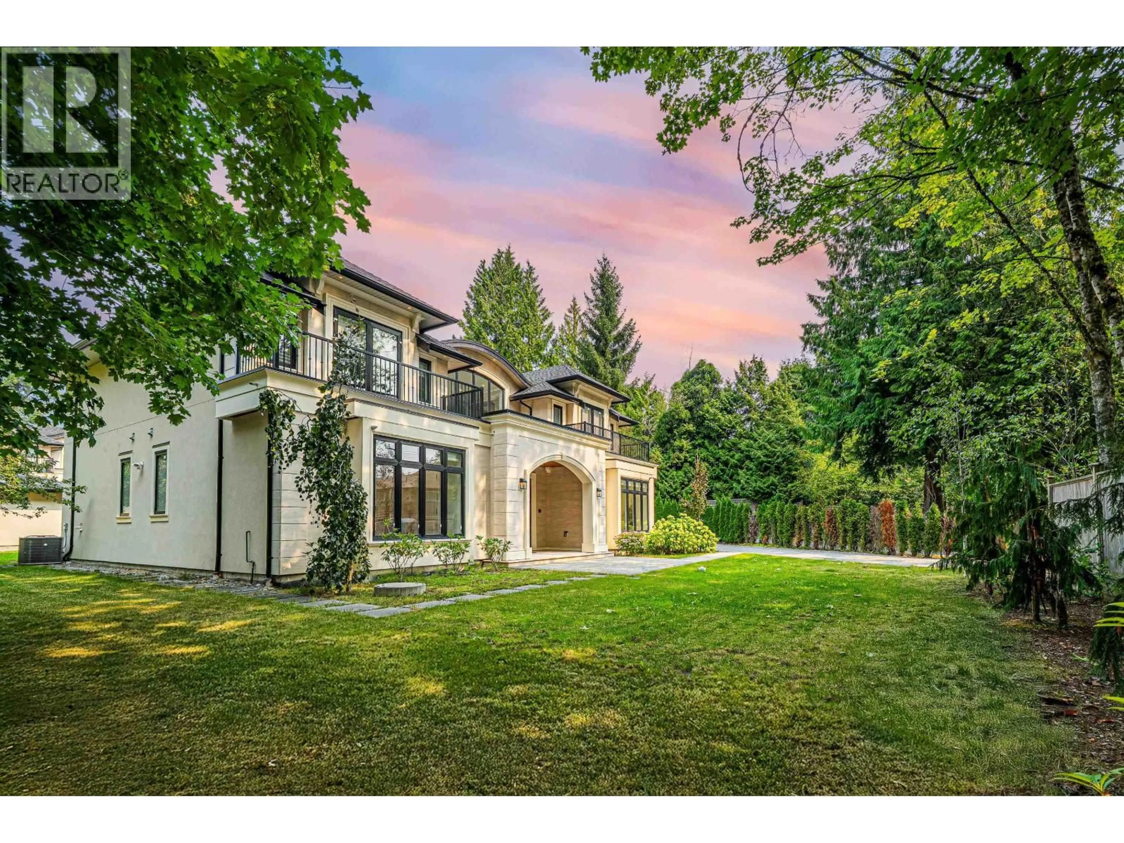 Unknown for 1048 HANDSWORTH ROAD, North Vancouver British Columbia V7R2A6