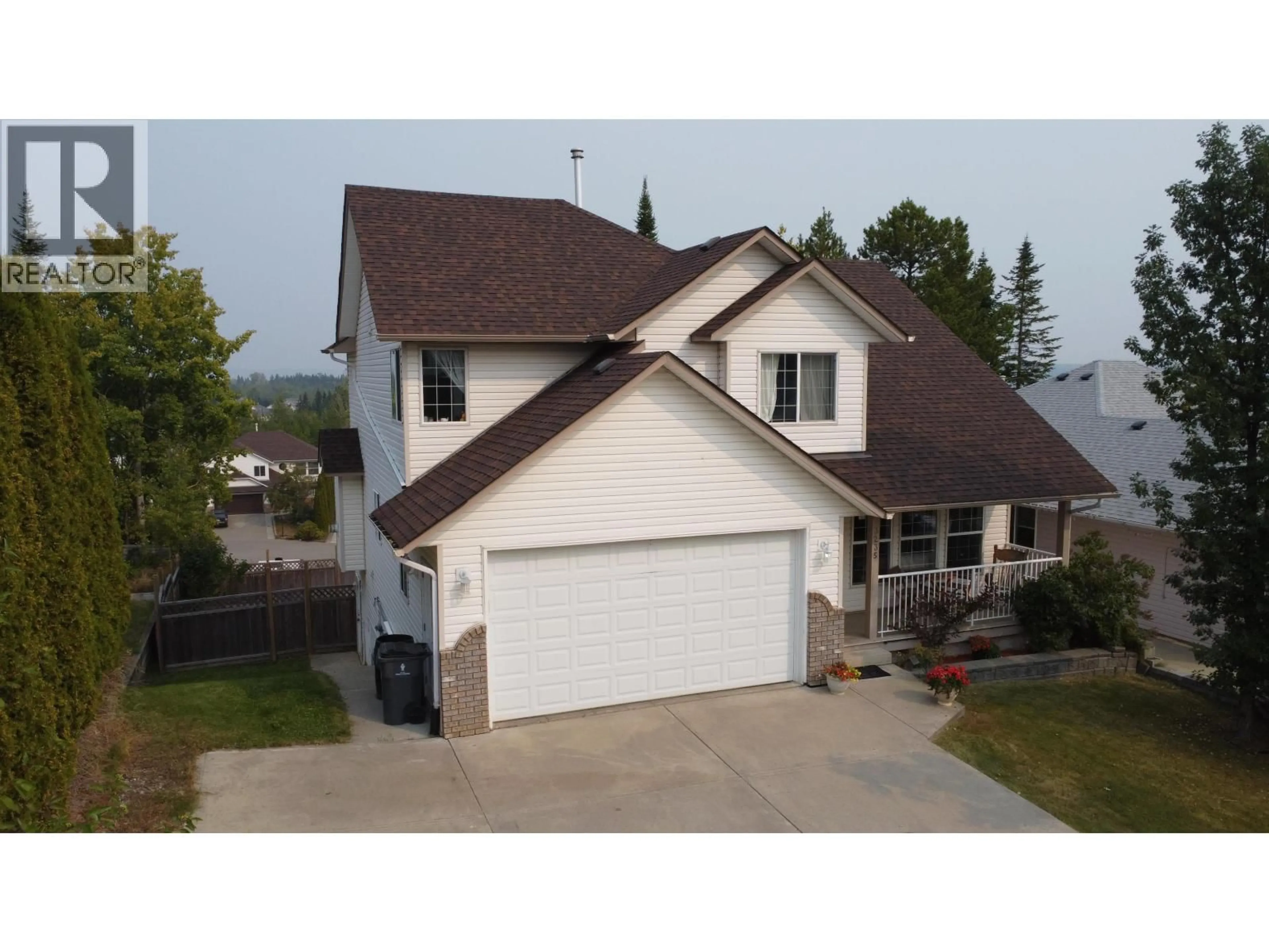 A pic from outside/outdoor area/front of a property/back of a property/a pic from drone, street for 3235 VISTA VIEW ROAD, Prince George British Columbia V2N6R7