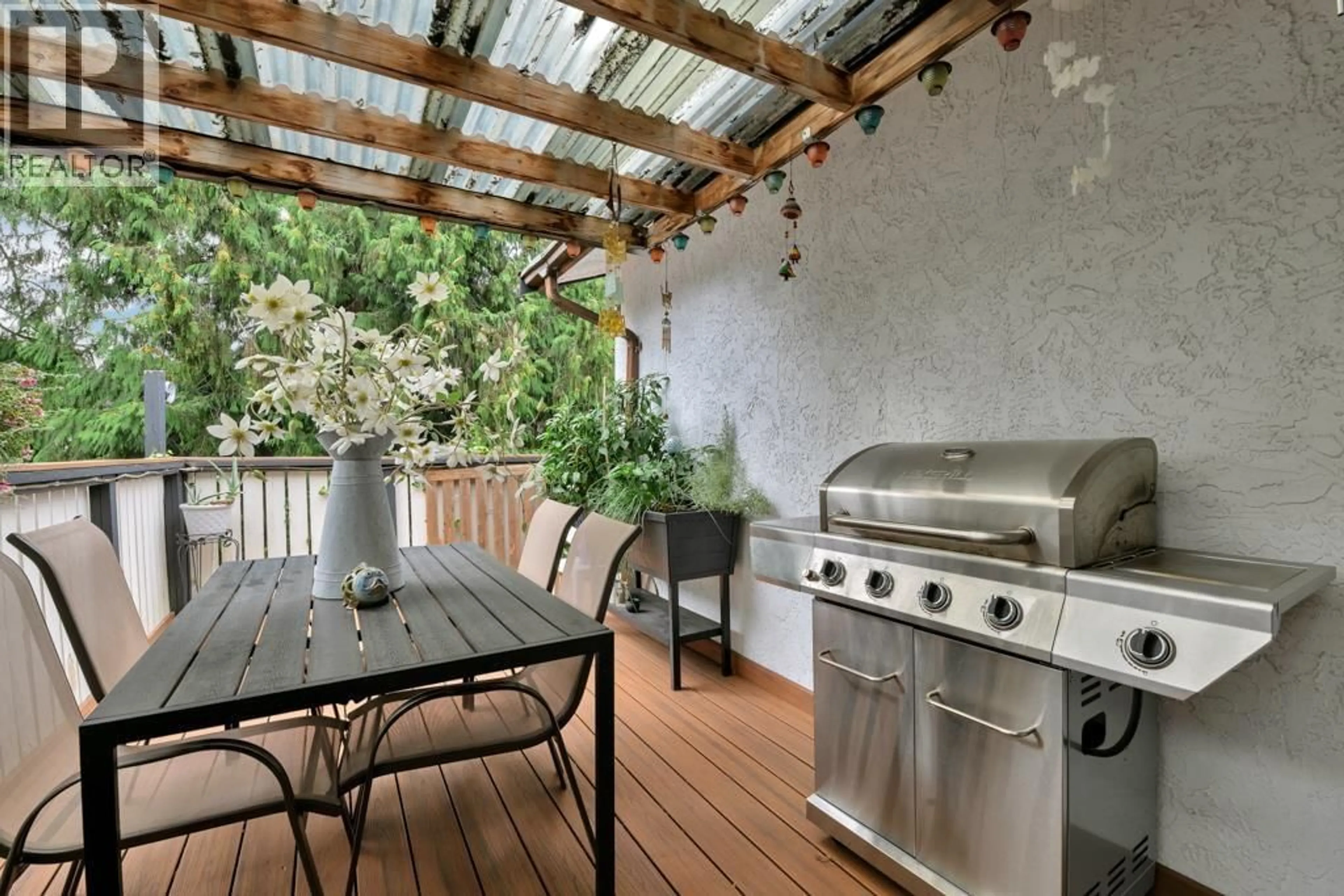 Patio, street for 19360 121B AVENUE, Pitt Meadows British Columbia V3Y1J4