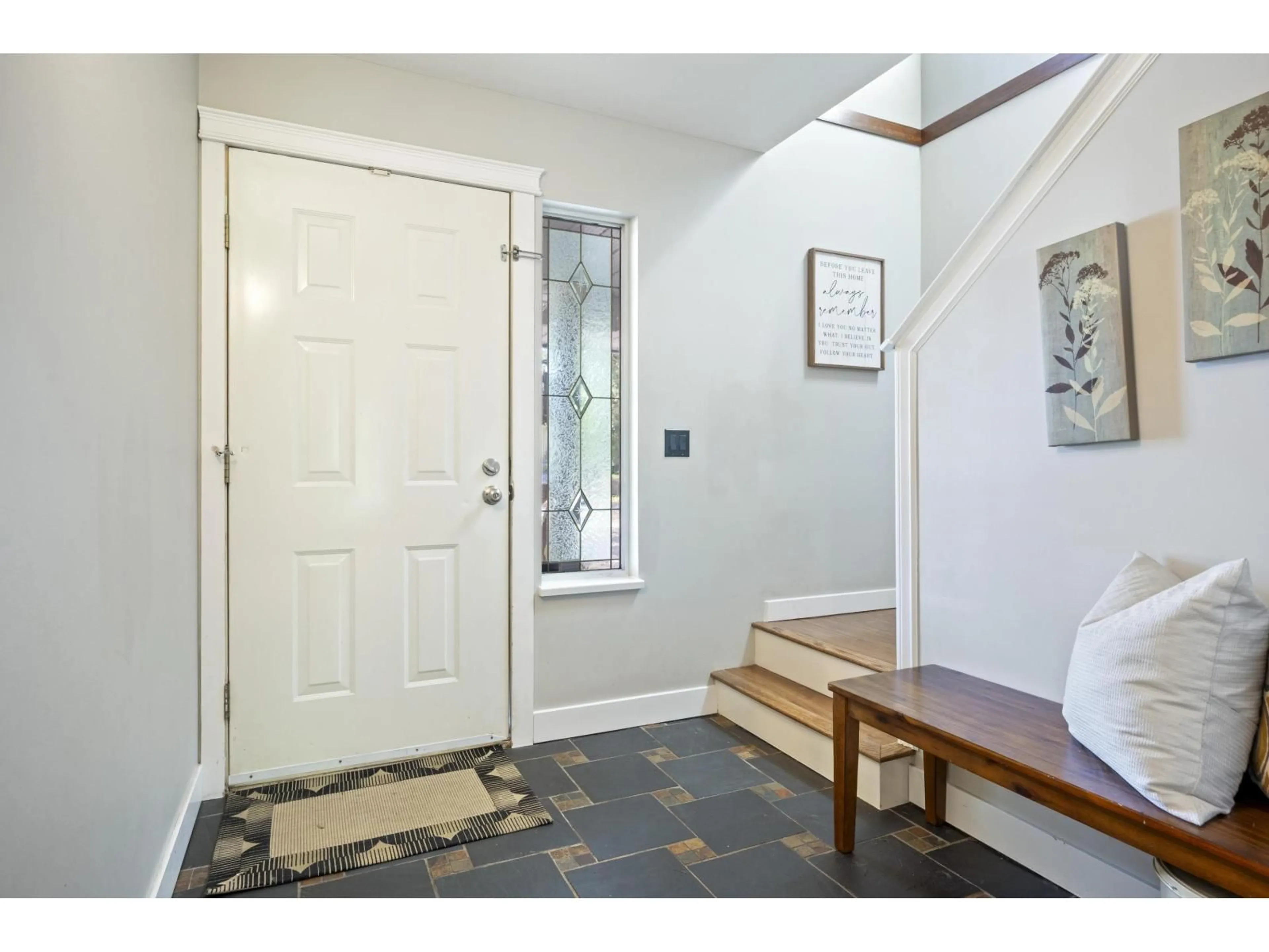 Indoor entryway for 8882 214B, Langley British Columbia V1M1Y3