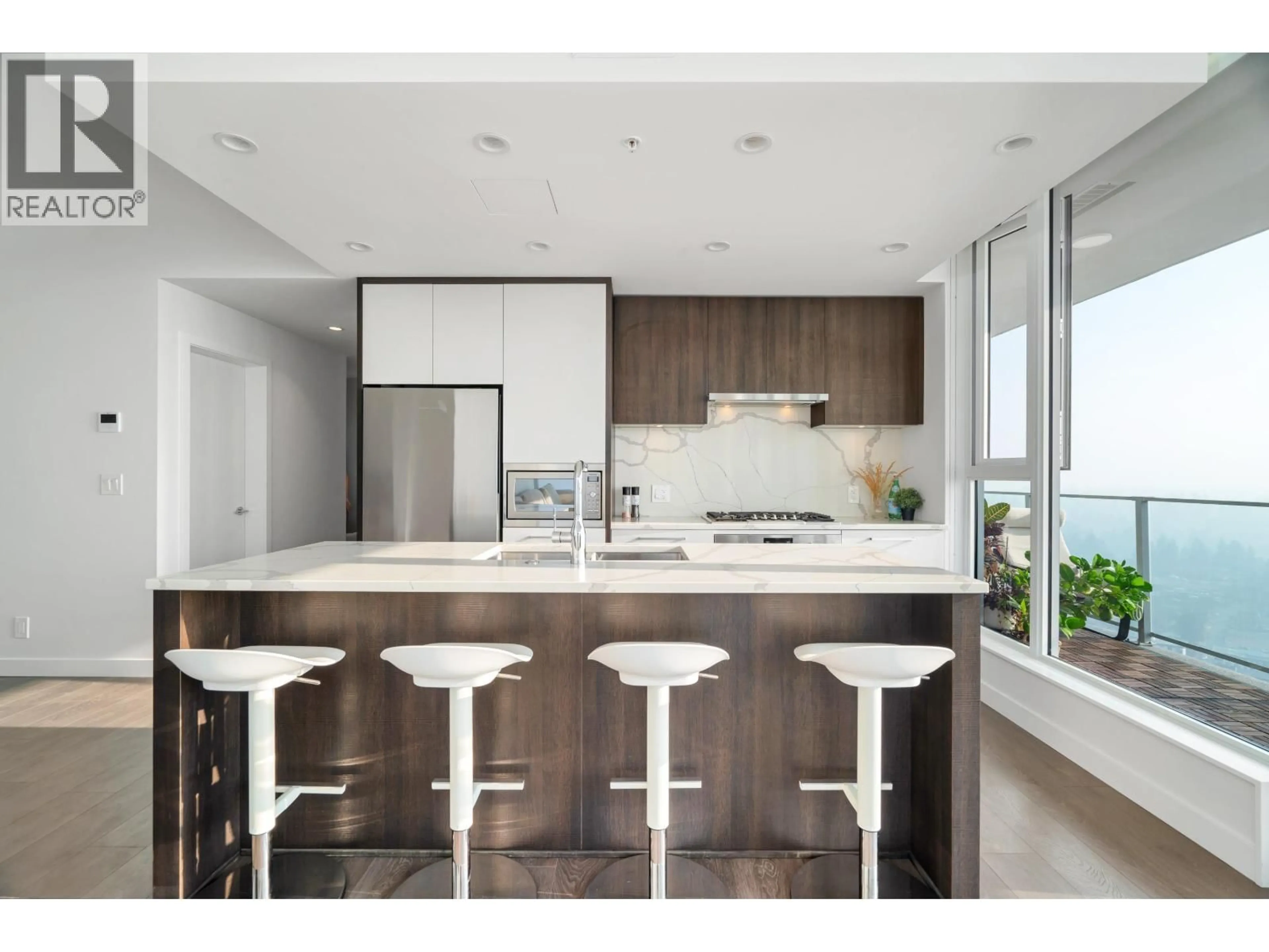 Open concept kitchen, unknown for 3806 - 567 CLARKE ROAD, Coquitlam British Columbia V3J0K7