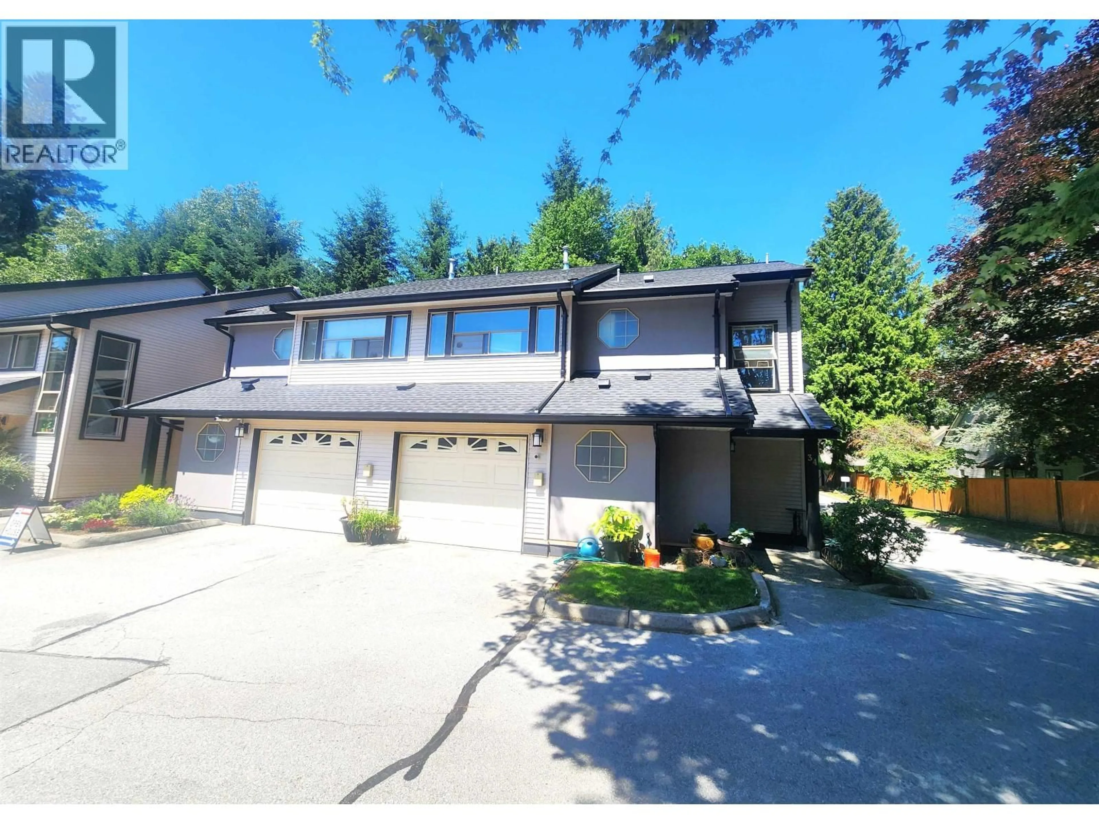 A pic from outside/outdoor area/front of a property/back of a property/a pic from drone, street for 34 - 20841 DEWDNEY TRUNK ROAD, Maple Ridge British Columbia V2X3E7