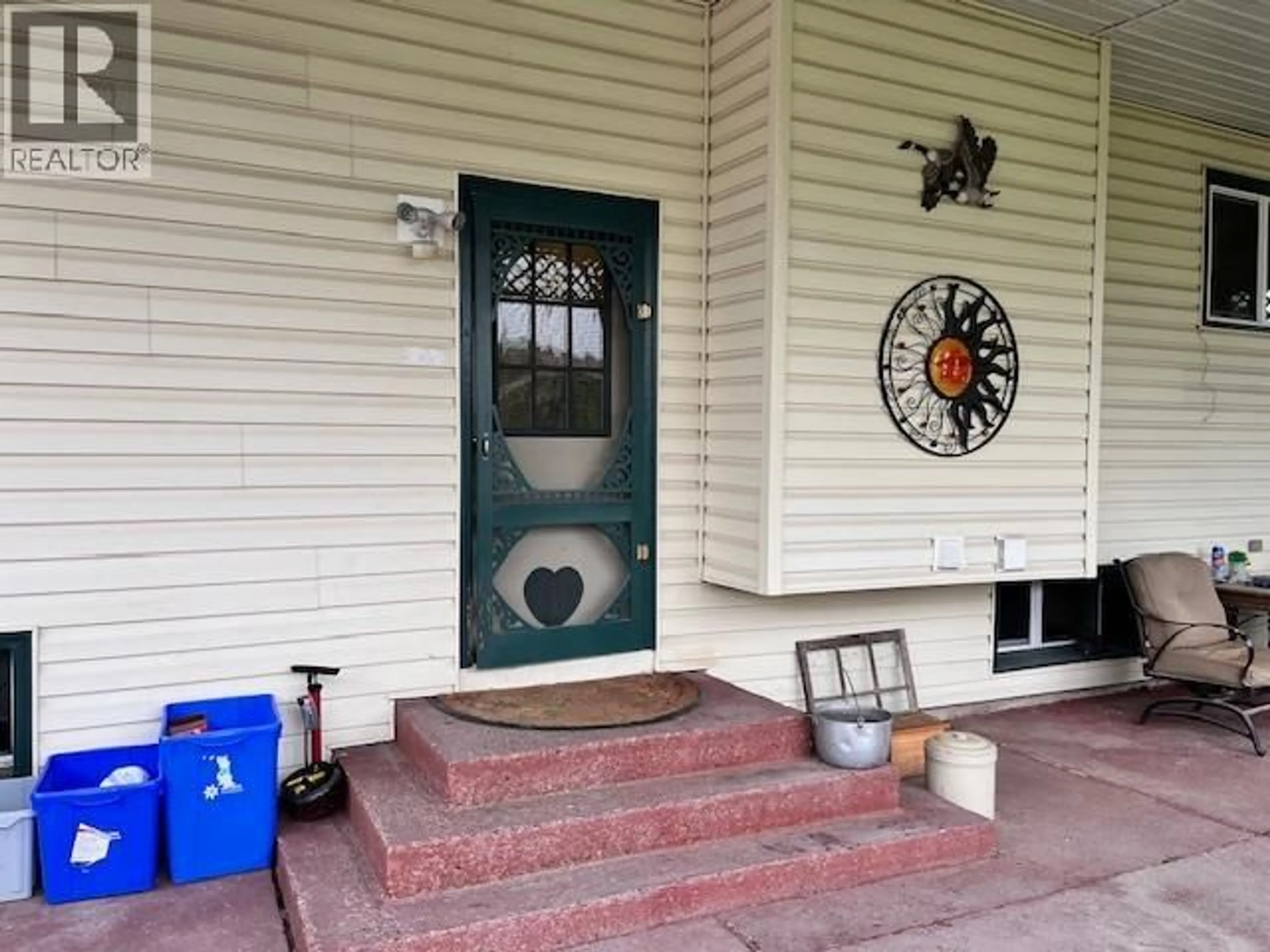 Indoor entryway for 379 ROLPH STREET, Quesnel British Columbia V2J1A2