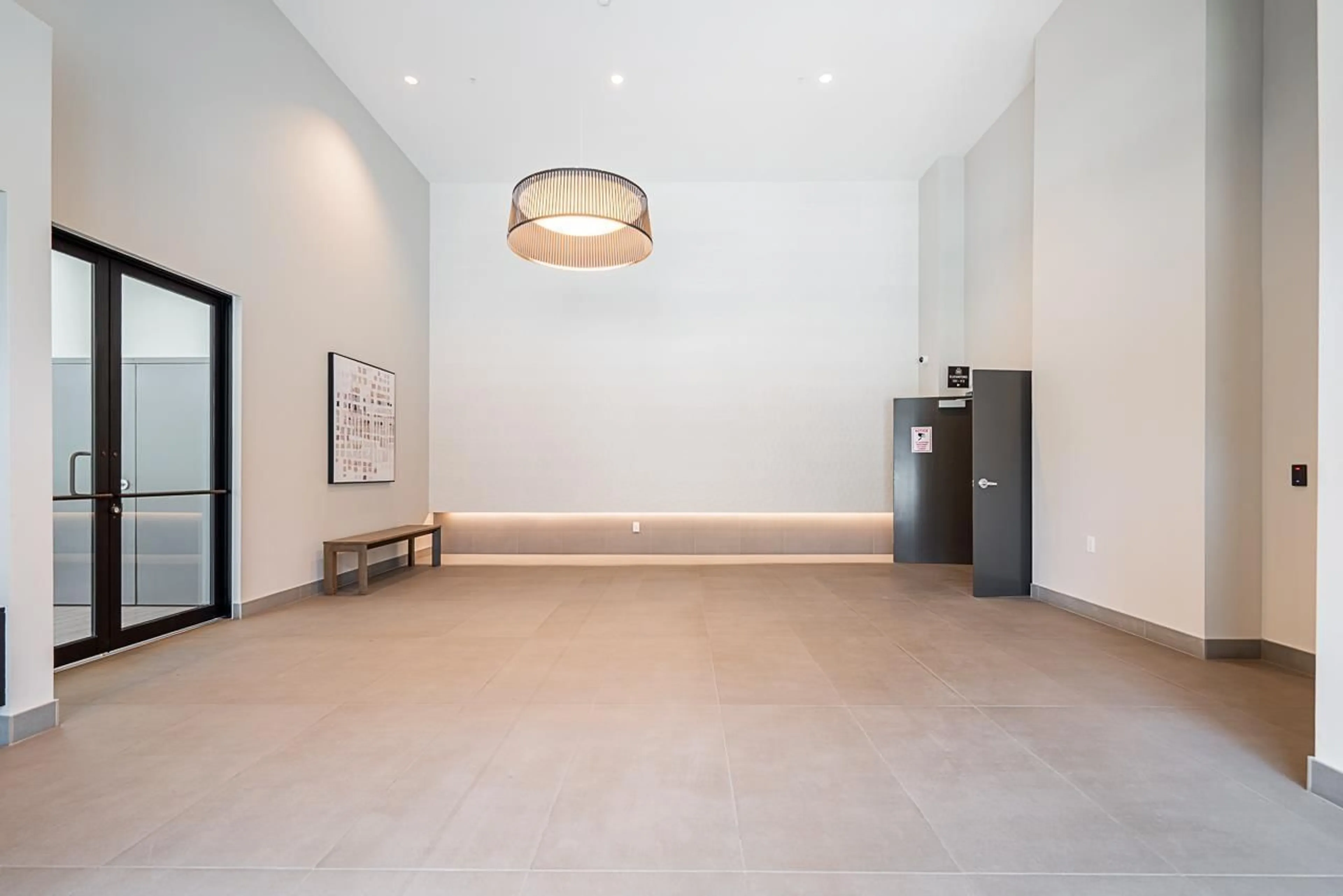 Indoor foyer for 101 - 20077 84, Langley British Columbia V2Y3X7