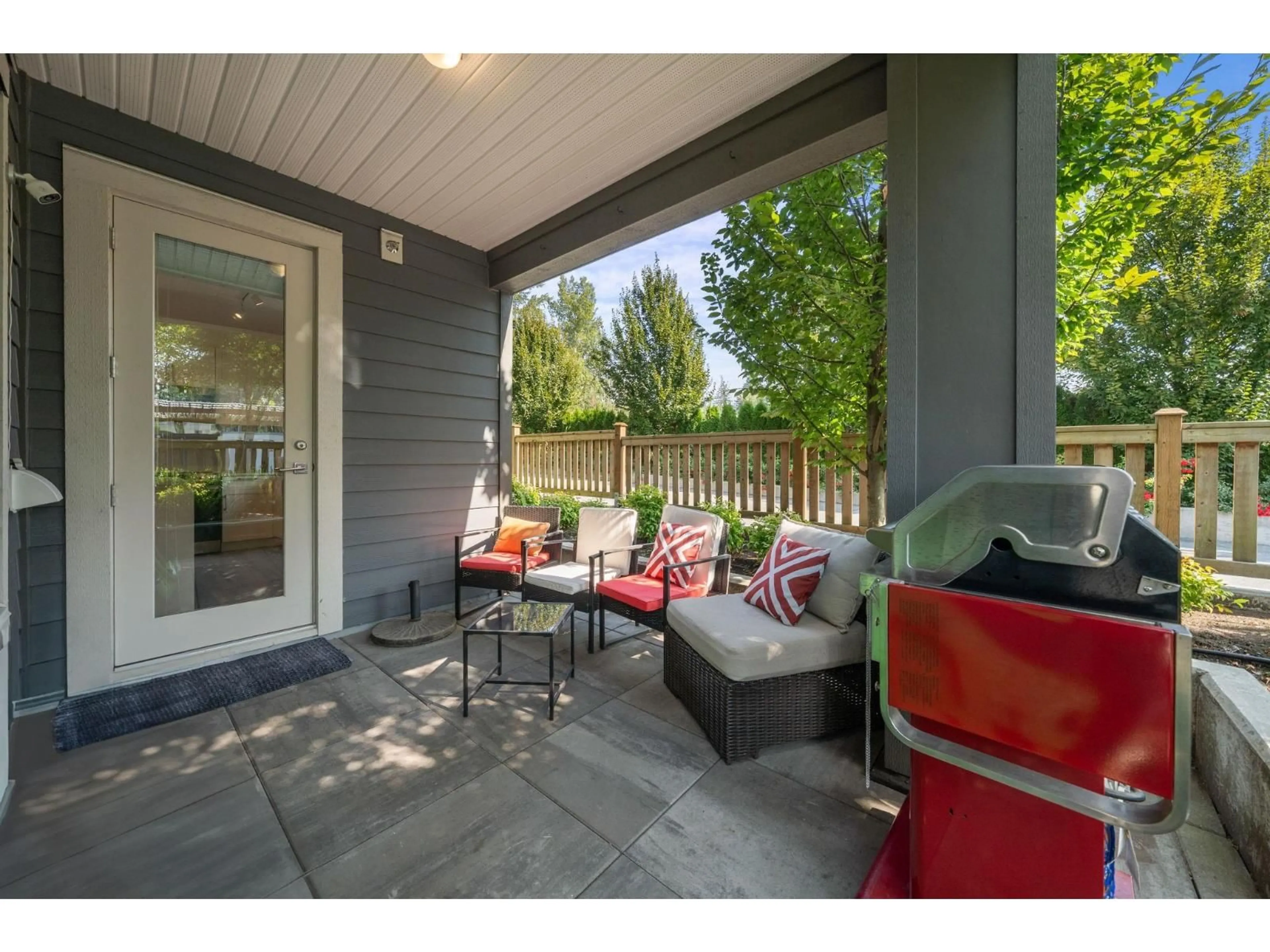 Patio, street for 117 - 20356 72B, Langley British Columbia V2Y4J9